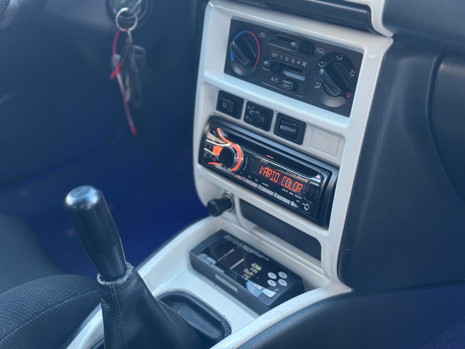 SUBARU Impreza 2.0 Turbo-image-25