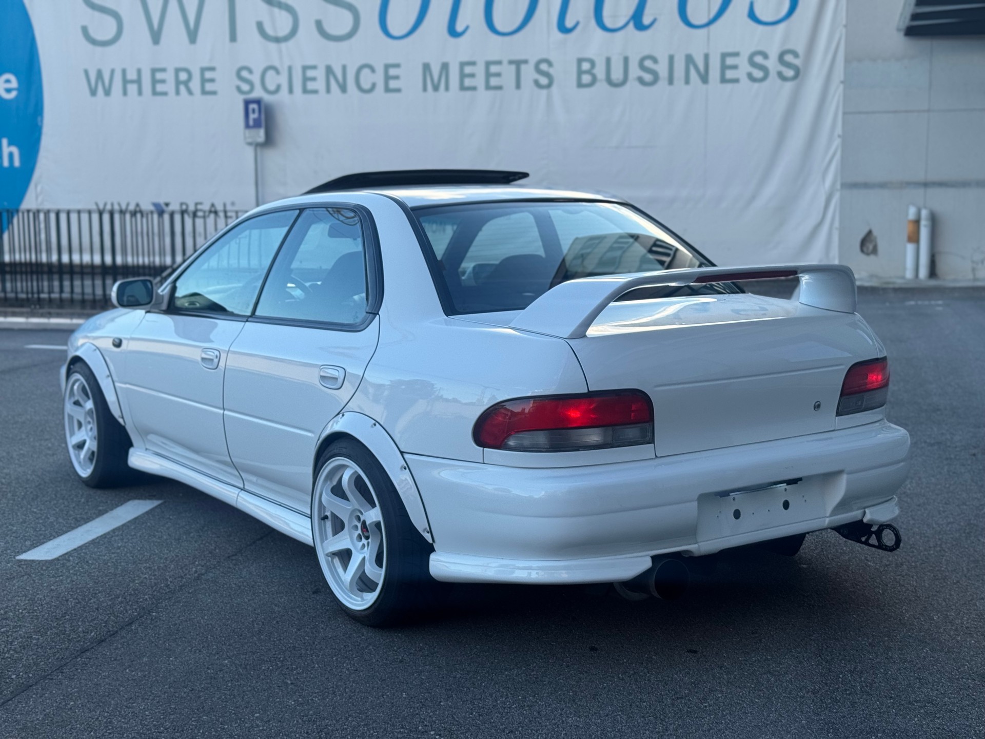 SUBARU Impreza 2.0 Turbo-image-2