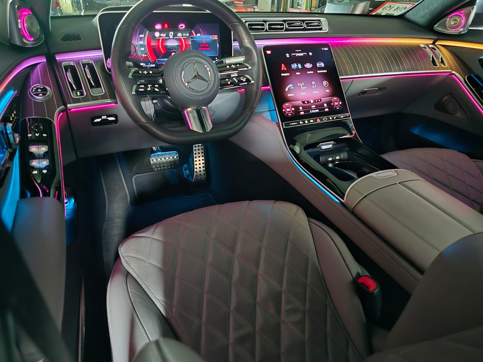 MERCEDES-BENZ S 500 4Matic AMG Line 9G-Tronic-image-11