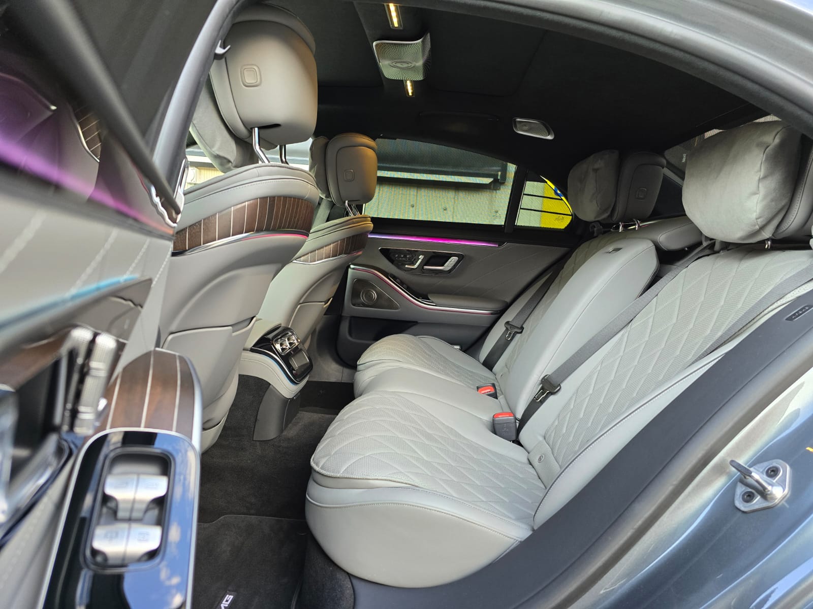 MERCEDES-BENZ S 500 4Matic AMG Line 9G-Tronic-image-14