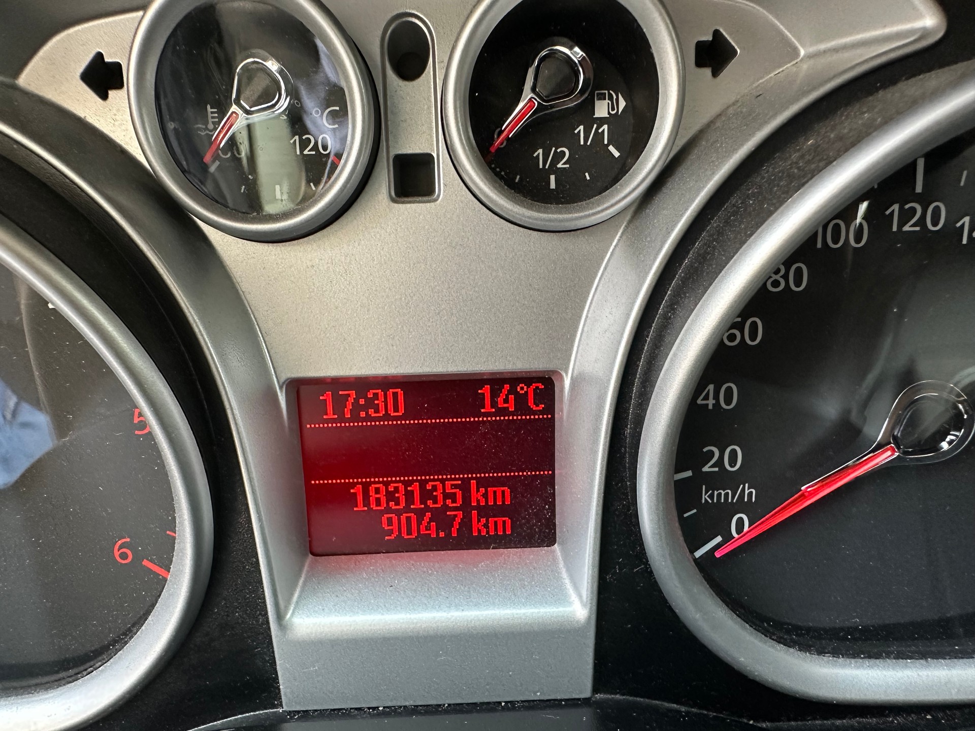 FORD Focus 1.6 TDCi Carving-image-11