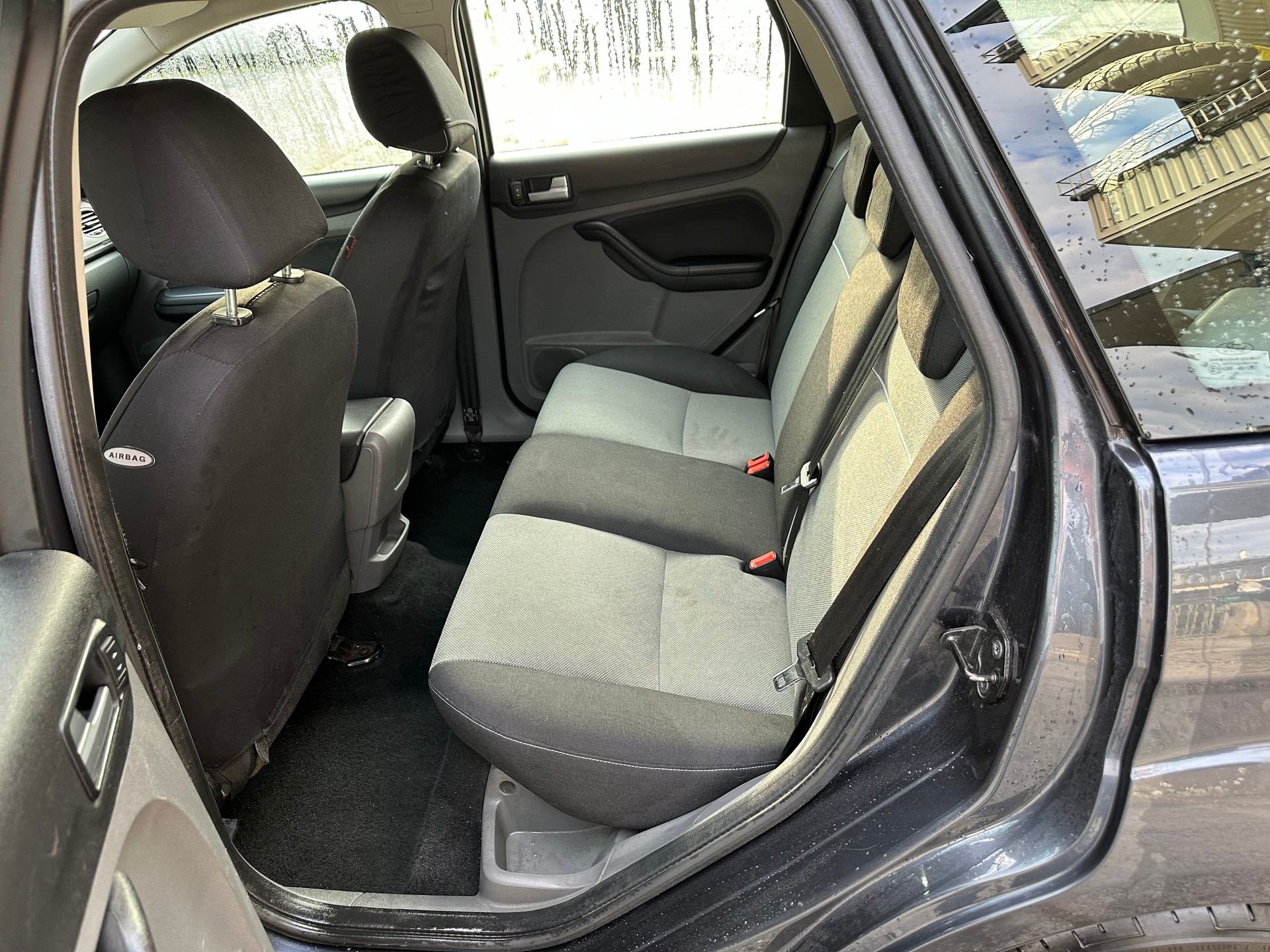 FORD Focus 1.6 TDCi Carving-image-8