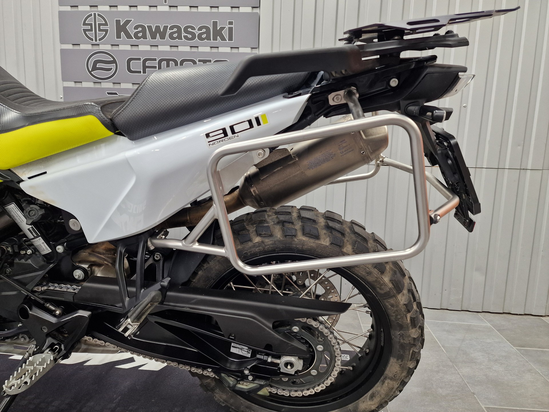 HUSQVARNA Norden 901-image-14