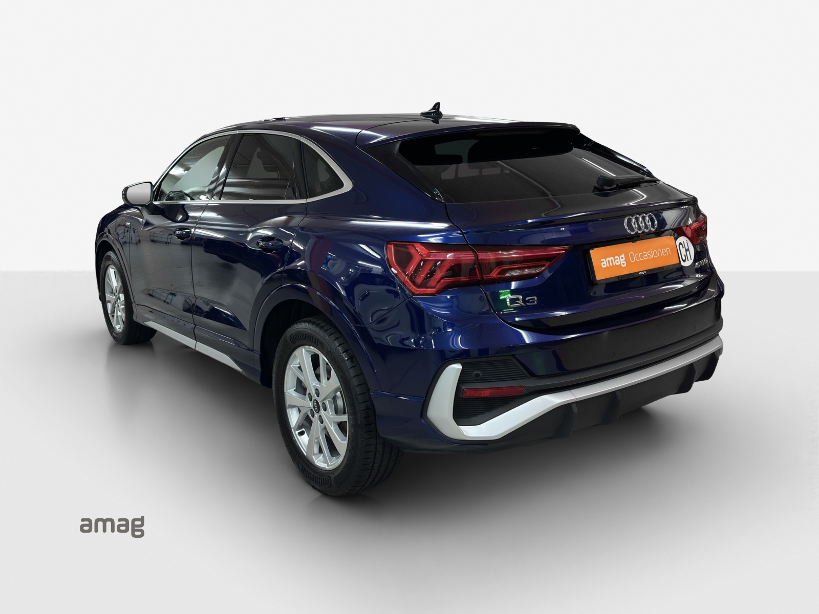 AUDI Q3 Sportback 45 TFSI e S line Attraction S-tronic-image-2