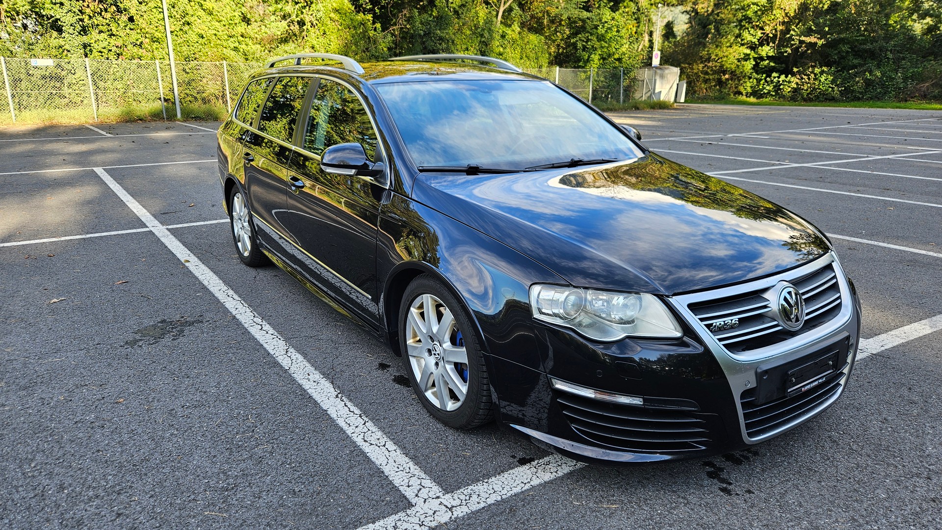 VW Passat Variant R36 4Motion-image-4