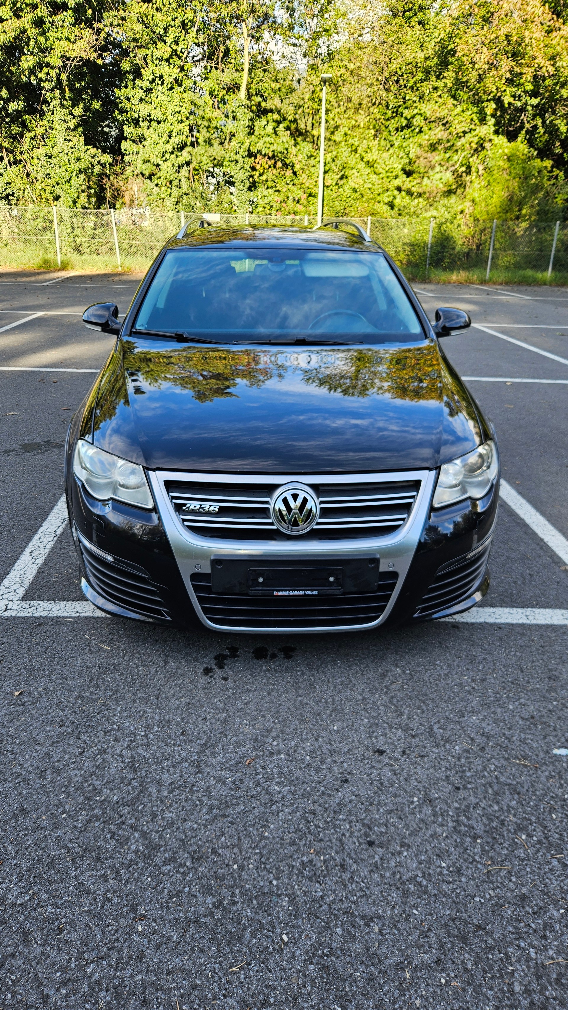 VW Passat Variant R36 4Motion-image-3