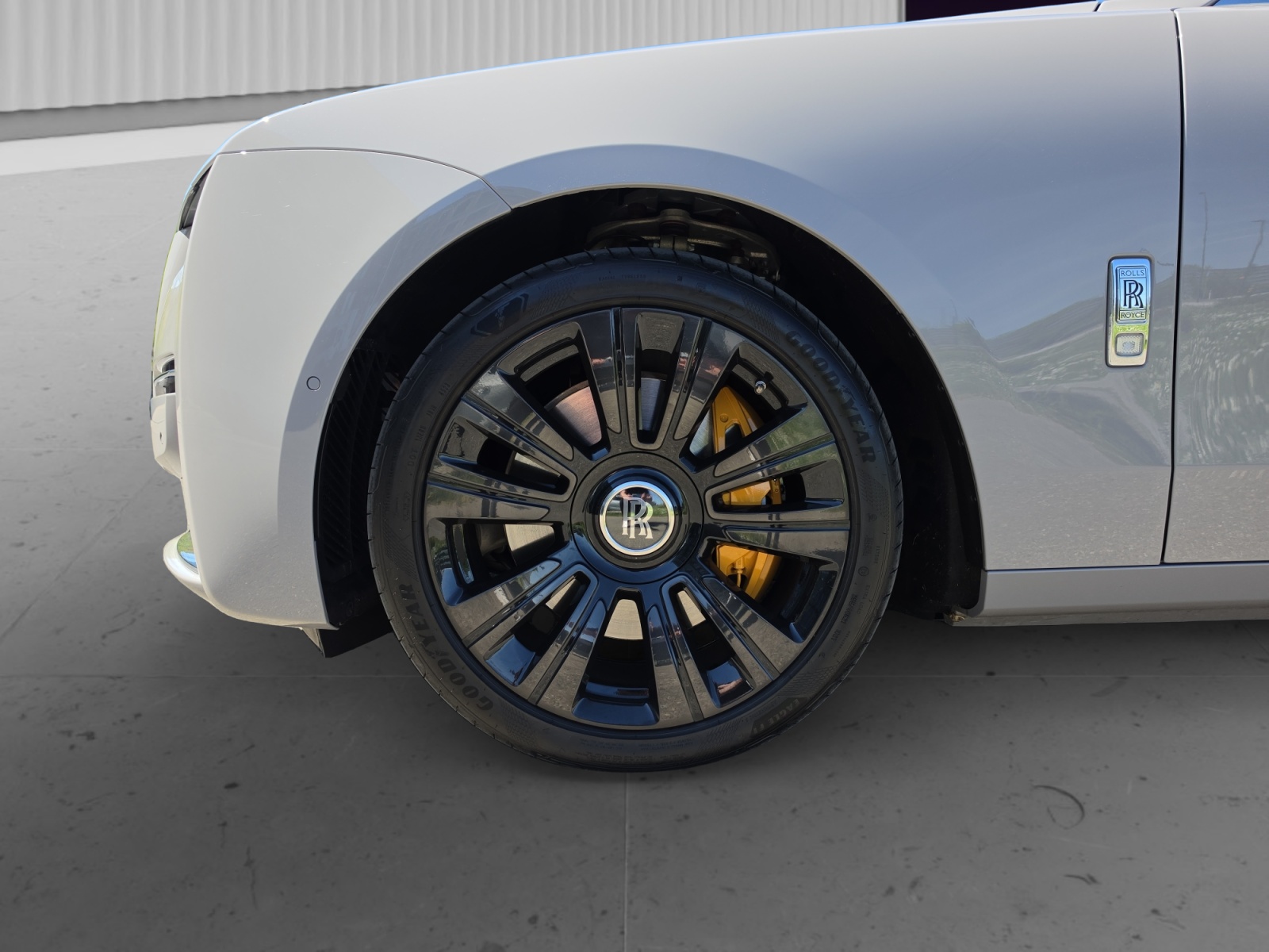 ROLLS-ROYCE Ghost - Schmohl-Auslieferung - RR Provenance 24 Monaten Garantie und Service-image-4