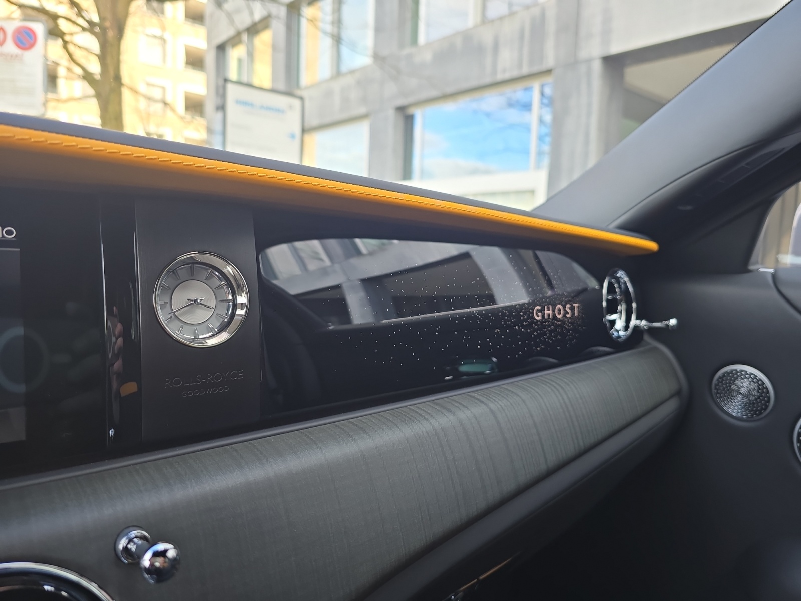 ROLLS-ROYCE Ghost - Schmohl-Auslieferung - RR Provenance 24 Monaten Garantie und Service-image-9