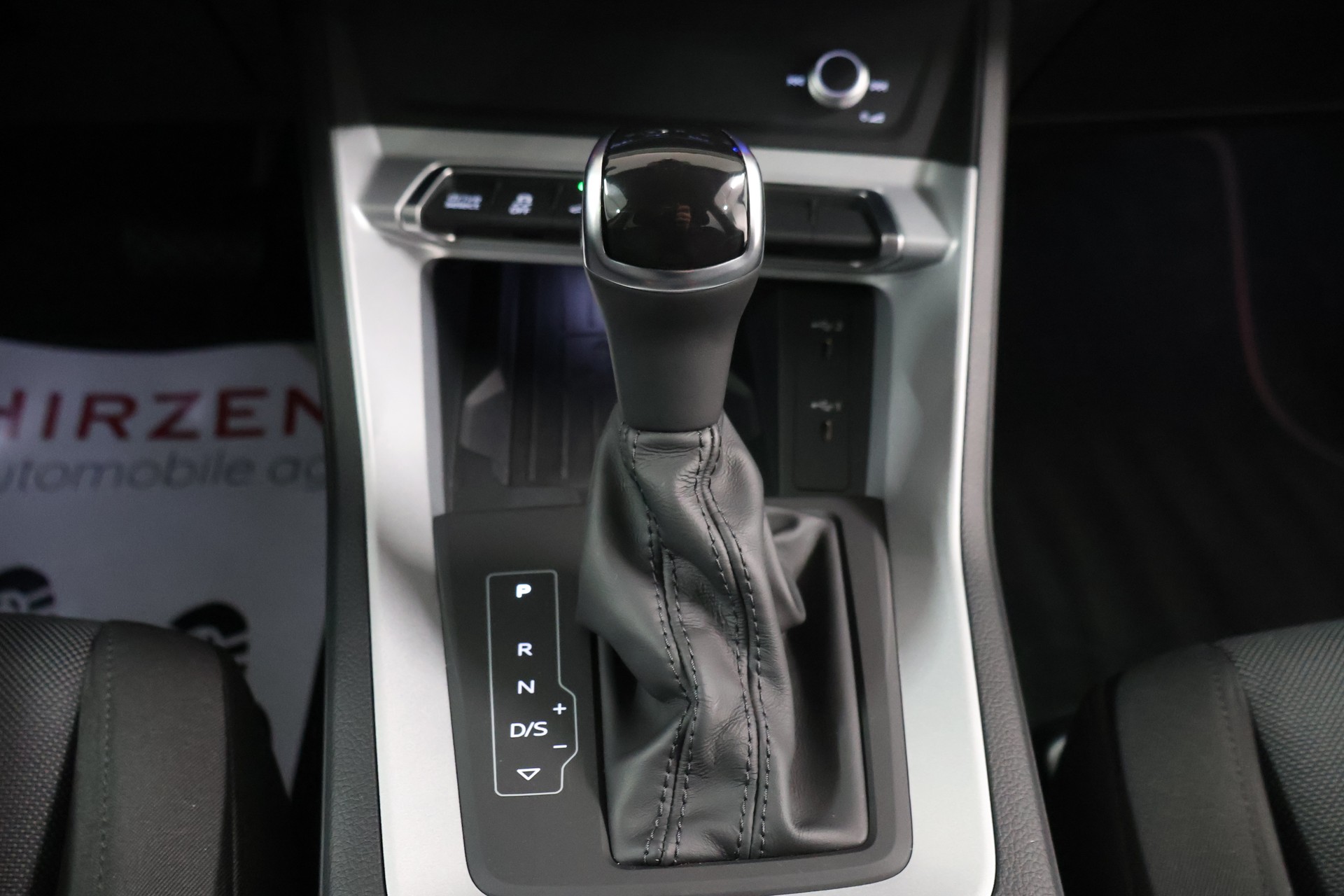 AUDI Q3 45 TFSI e S-tronic-image-20