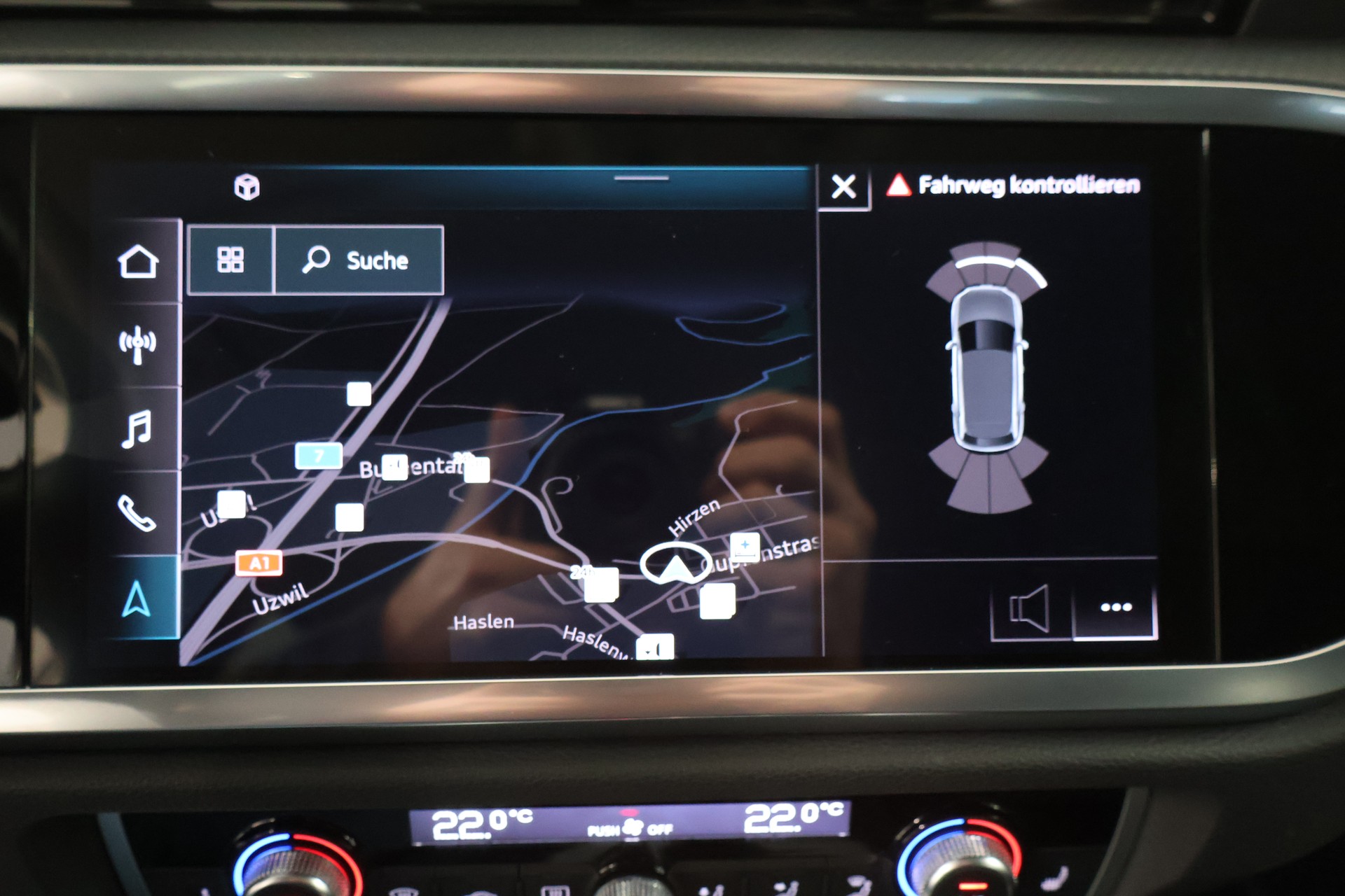 AUDI Q3 45 TFSI e S-tronic-image-23