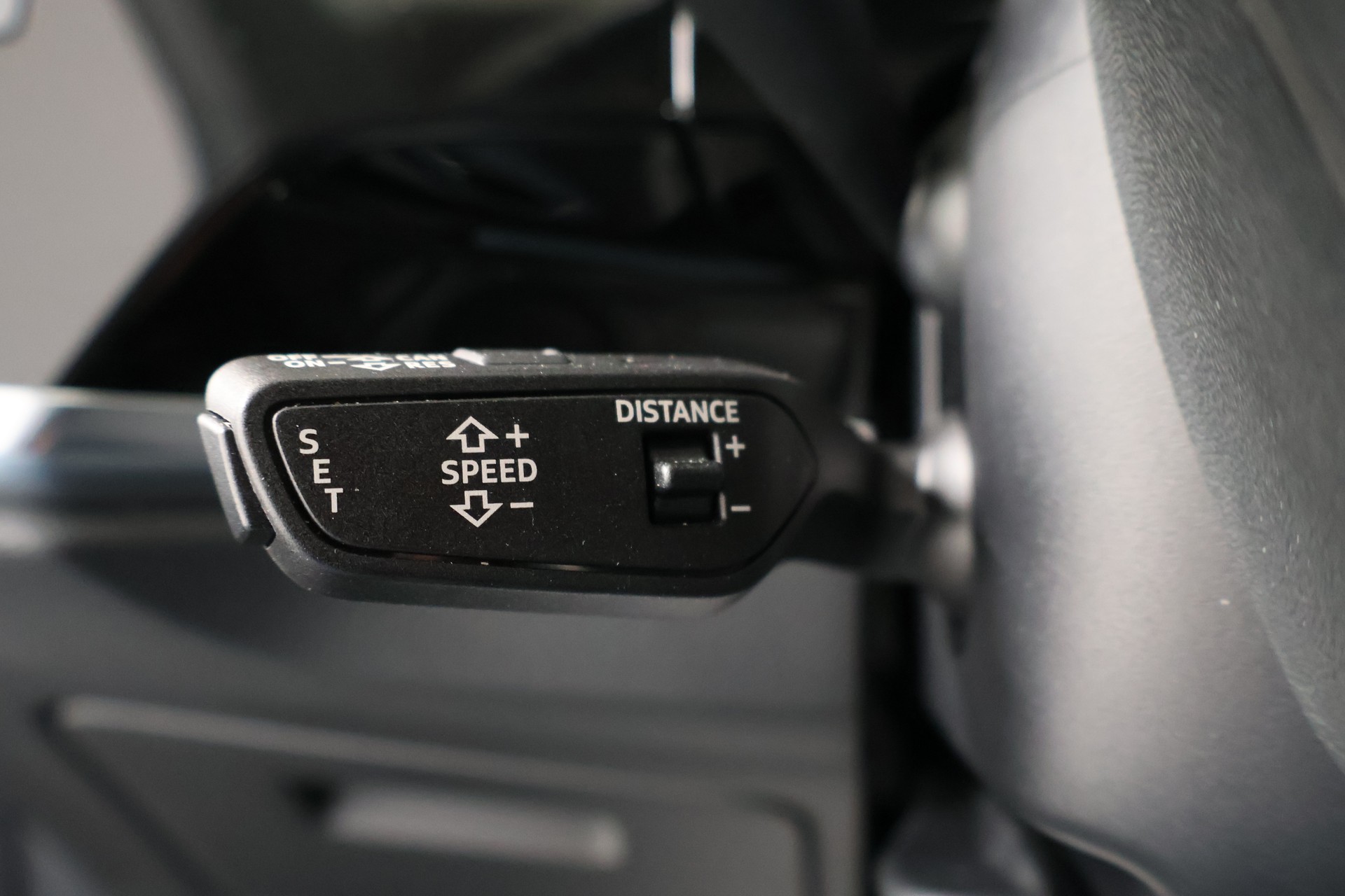 AUDI Q3 45 TFSI e S-tronic-image-21