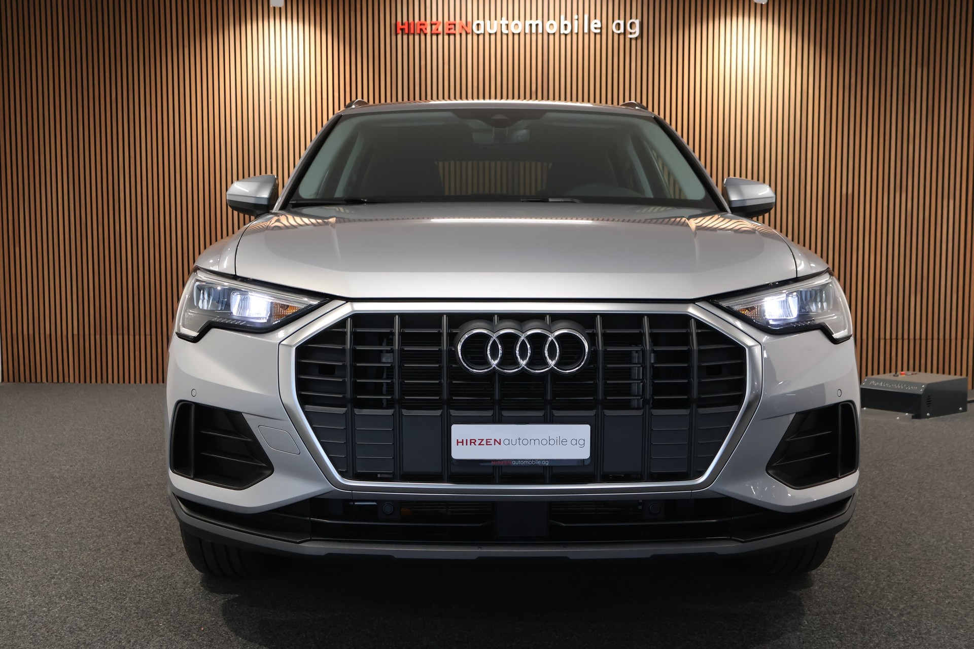 AUDI Q3 45 TFSI e S-tronic-image-31