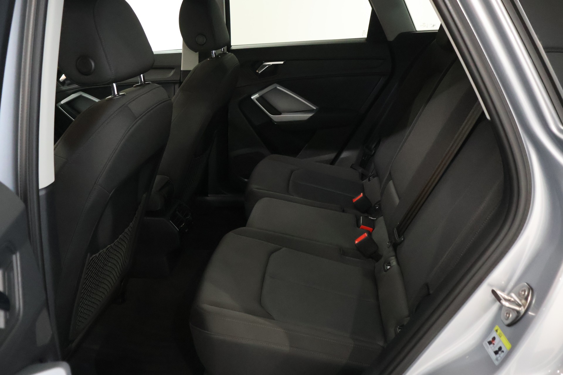 AUDI Q3 45 TFSI e S-tronic-image-11