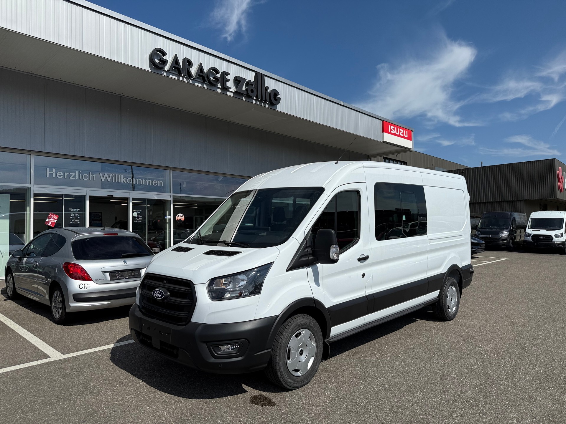 FORD Transit Van DCiV 363 L3H2 2.0 TDCi 130 7 Sitze-image-0