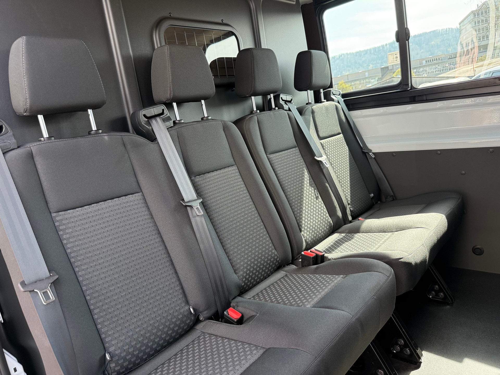 FORD Transit Van DCiV 363 L3H2 2.0 TDCi 130 7 Sitze-image-21