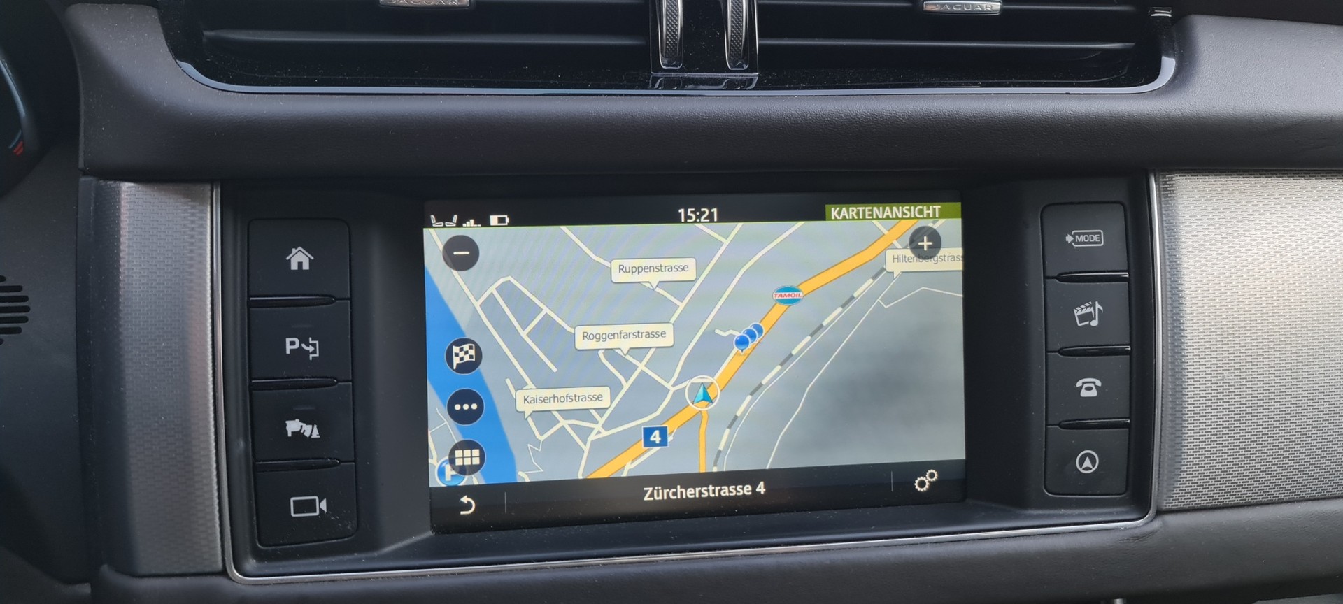 JAGUAR XF 20d Portfolio Automatic-image-29