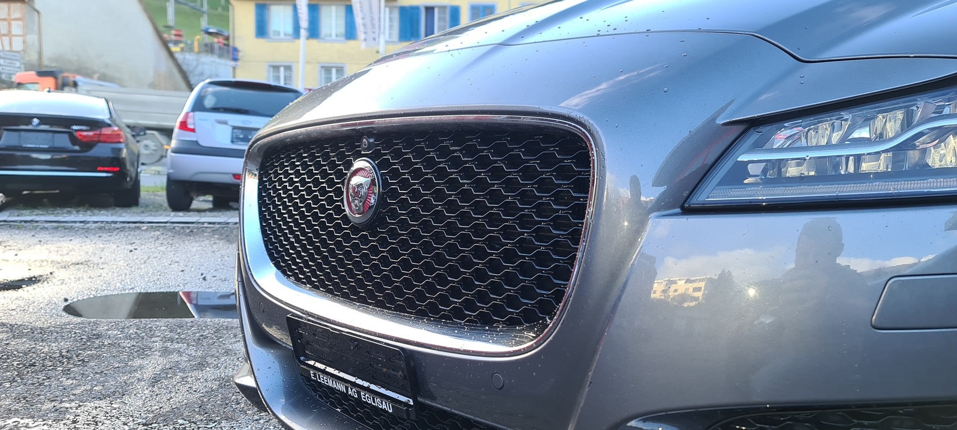 JAGUAR XF 20d Portfolio Automatic-image-9