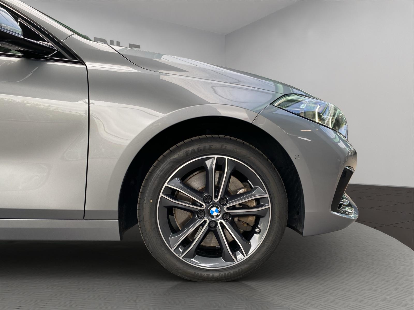 BMW 120d xDrive-image-23