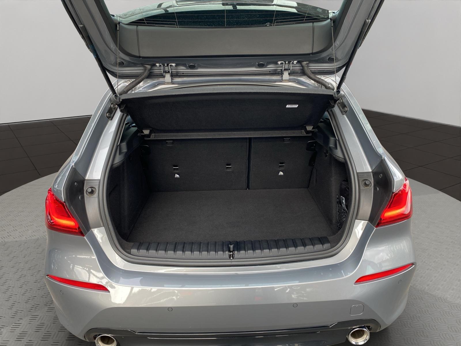 BMW 120d xDrive-image-22