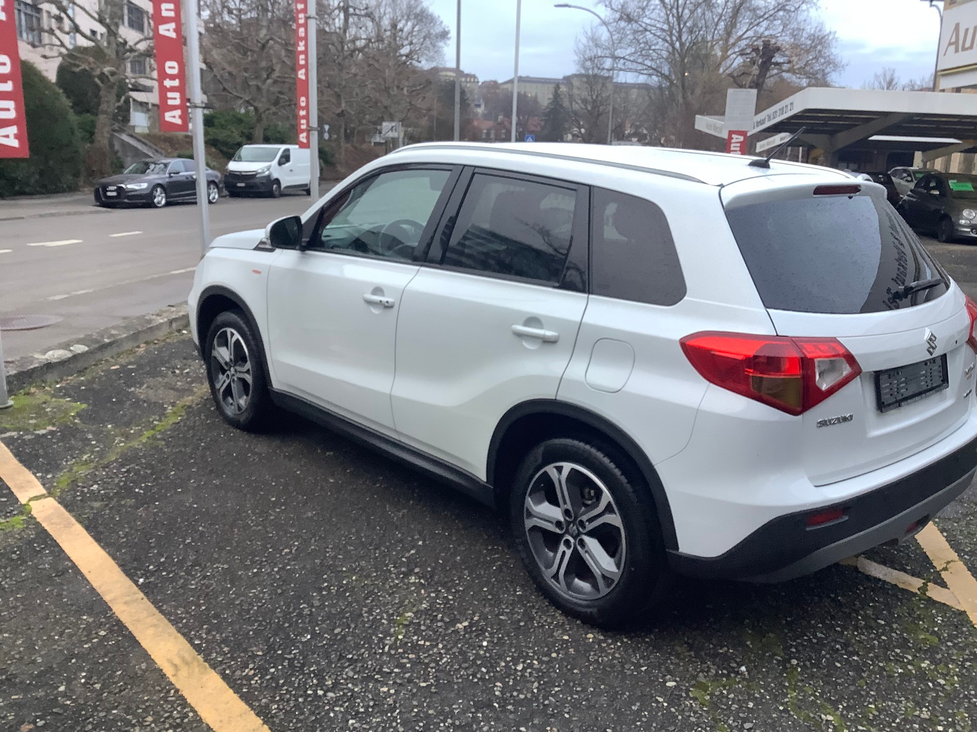 SUZUKI Vitara 1.6 Compact Top-image-1