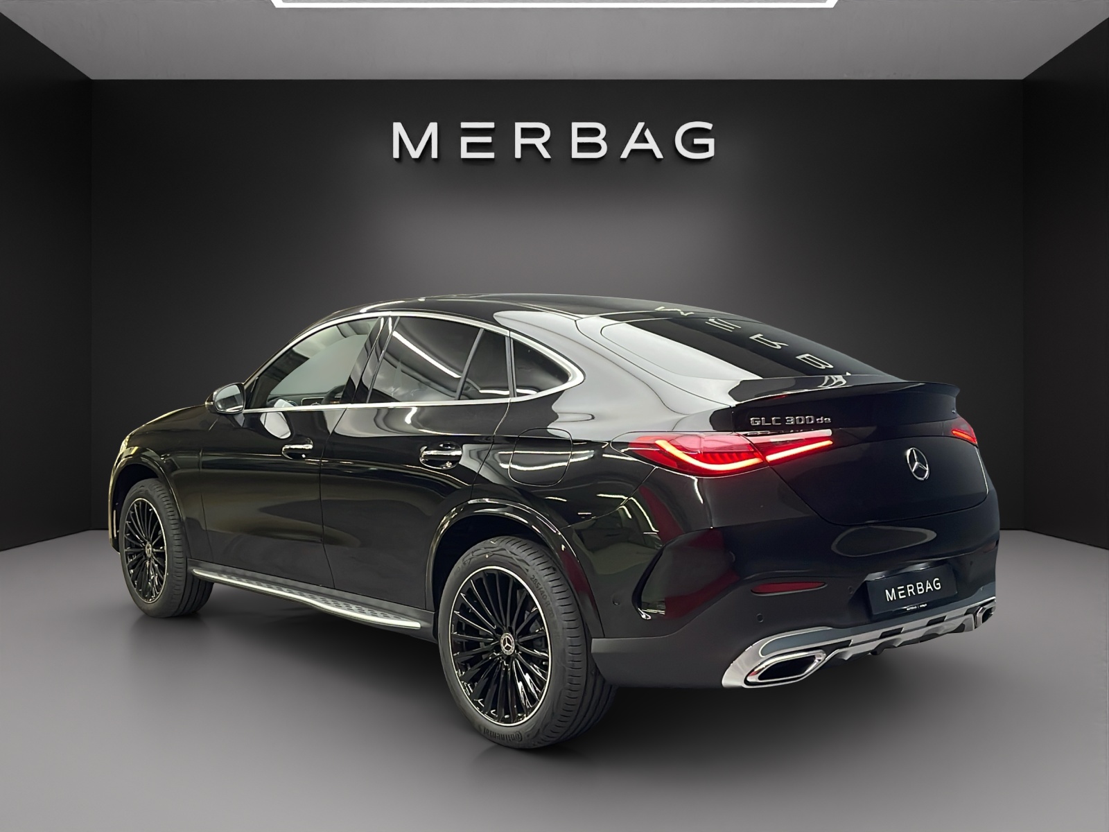 MERCEDES-BENZ GLC 300 de 4MATIC Coupé with EQ Hybrid-image-3