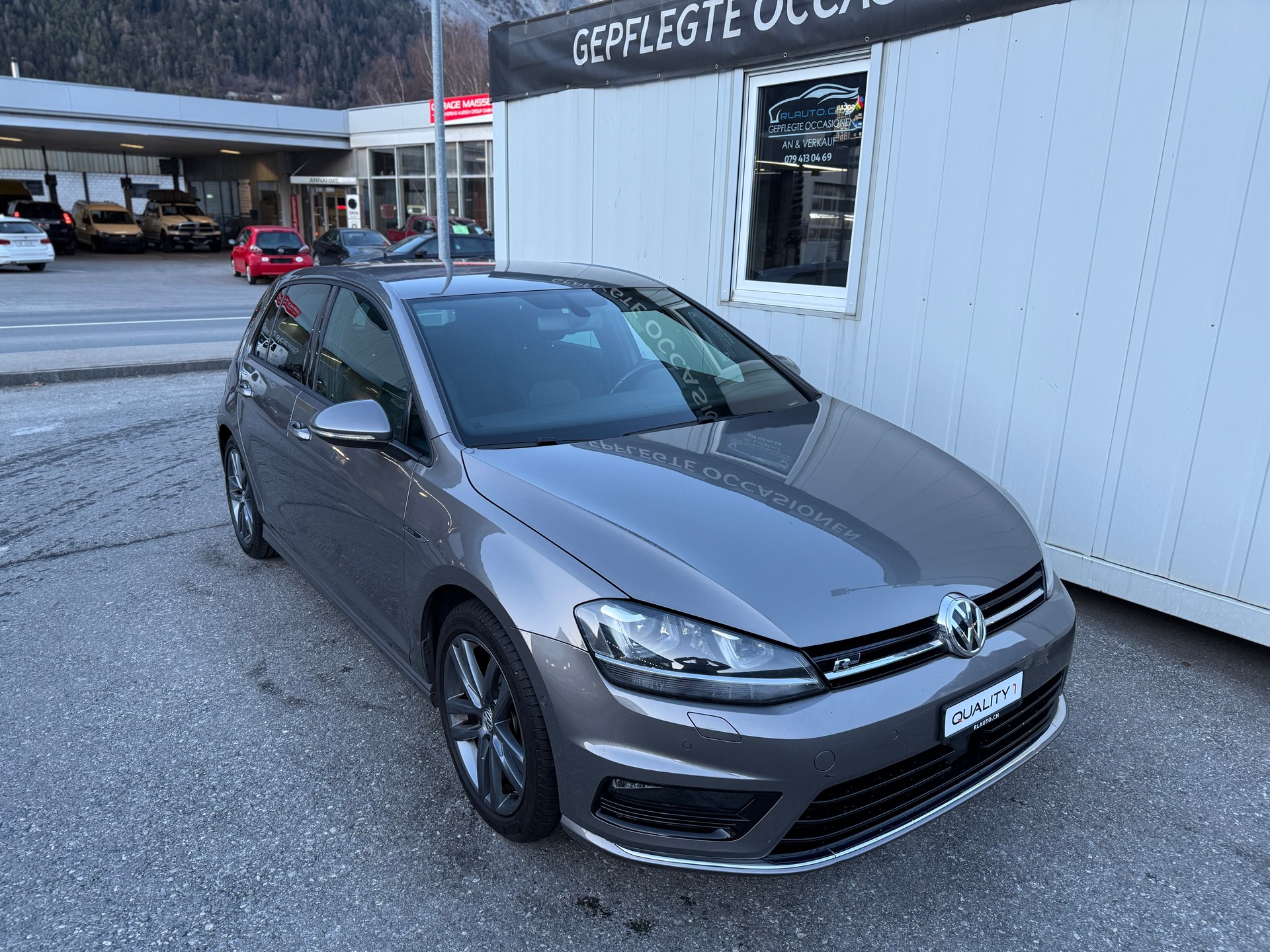 VW Golf 1.4 TSI Lounge R-Line DSG *SERVICEGEPFLEGT* AUTOMAT* 8 FACH*-image-1