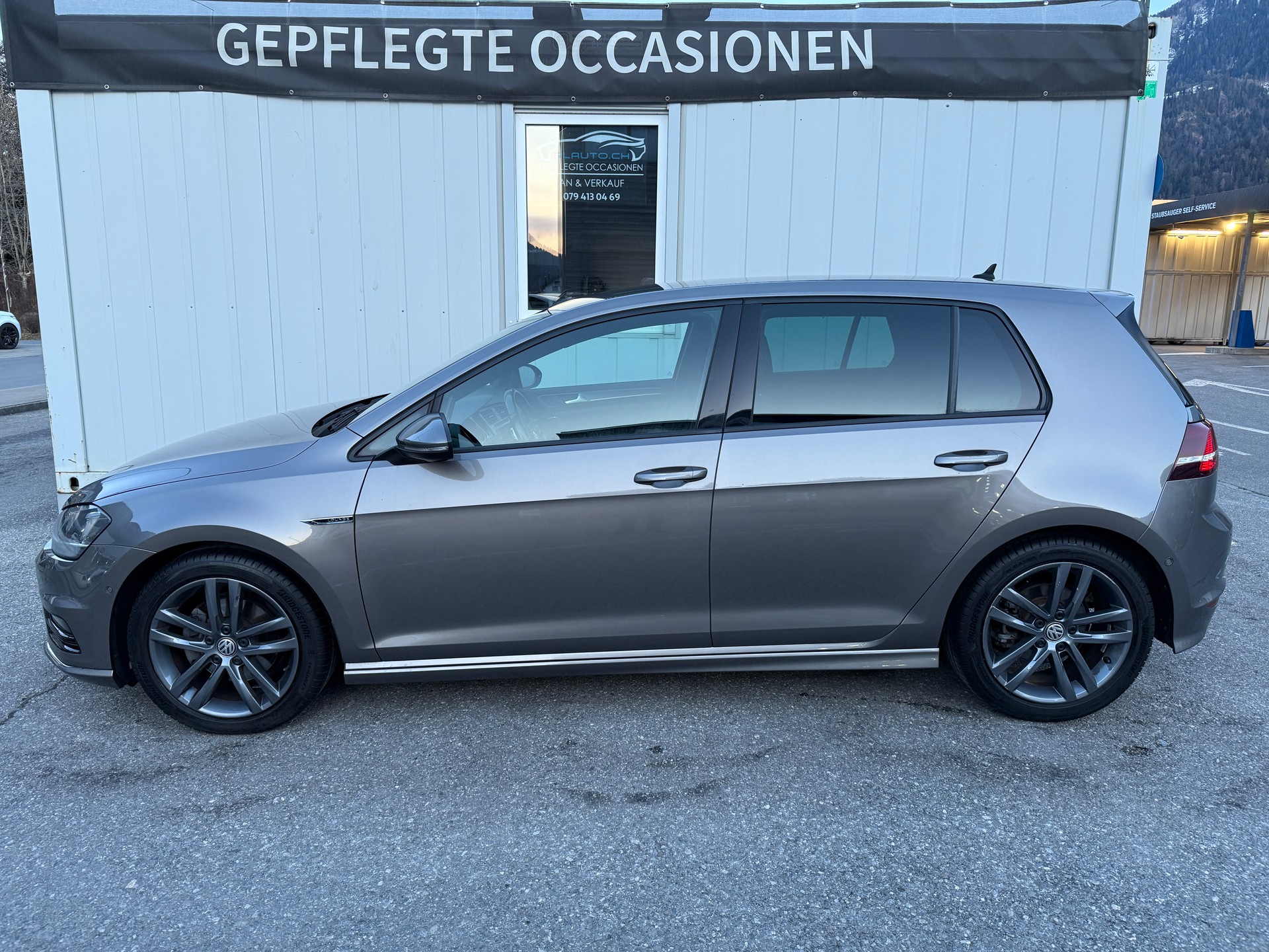 VW Golf 1.4 TSI Lounge R-Line DSG *SERVICEGEPFLEGT* AUTOMAT* 8 FACH*-image-7