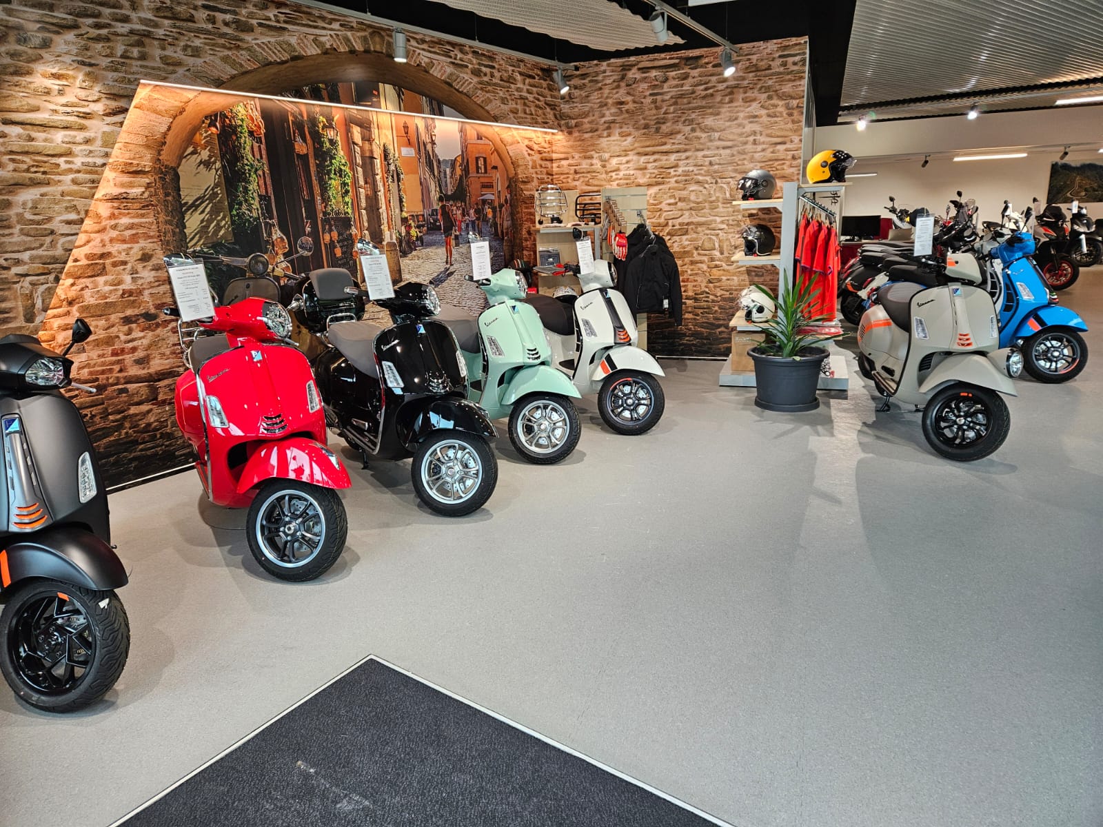 PIAGGIO Vespa Primavera 125 S Euro 5+-image-14