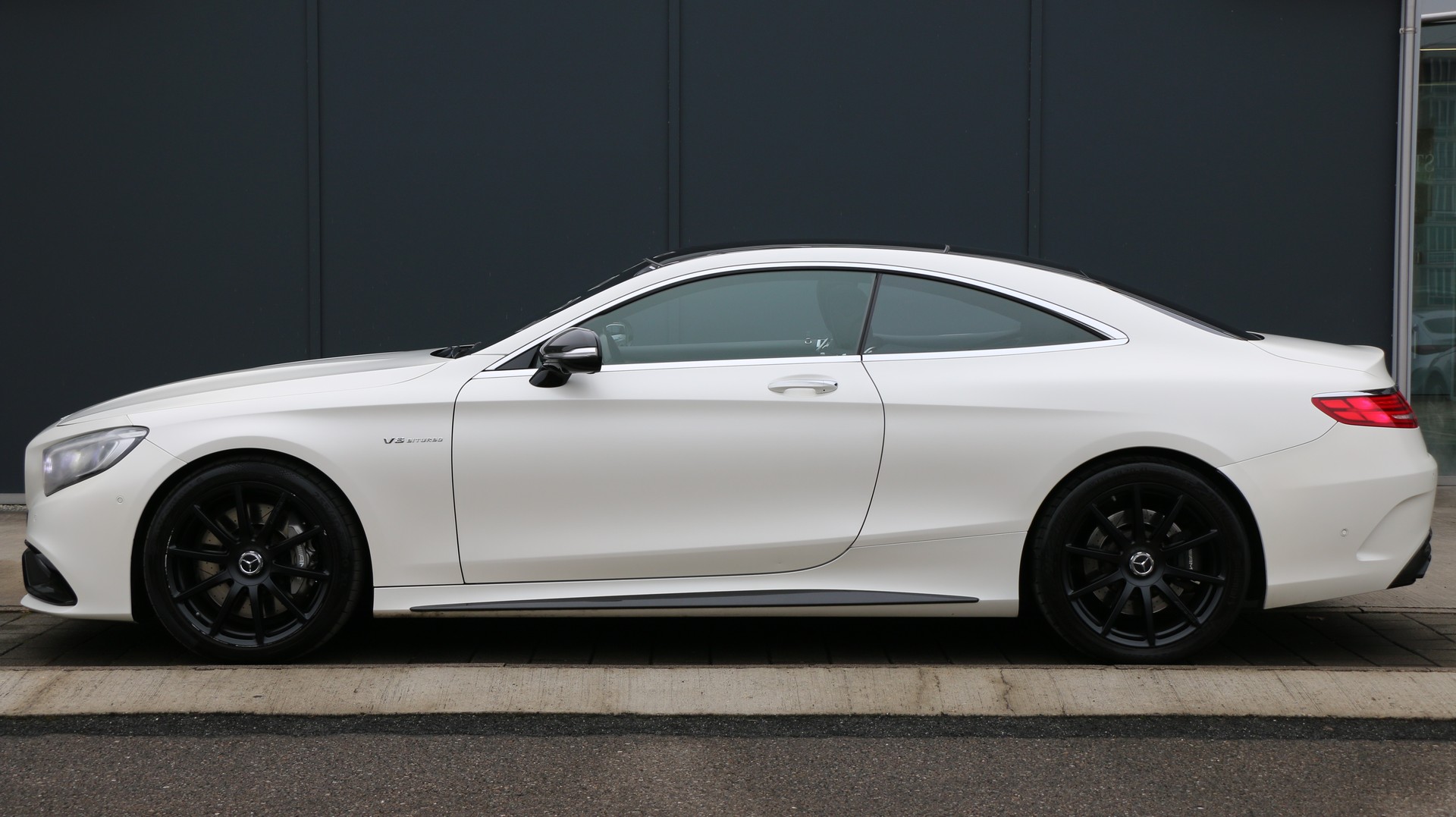 MERCEDES-BENZ S 63 AMG 4Matic-image-2