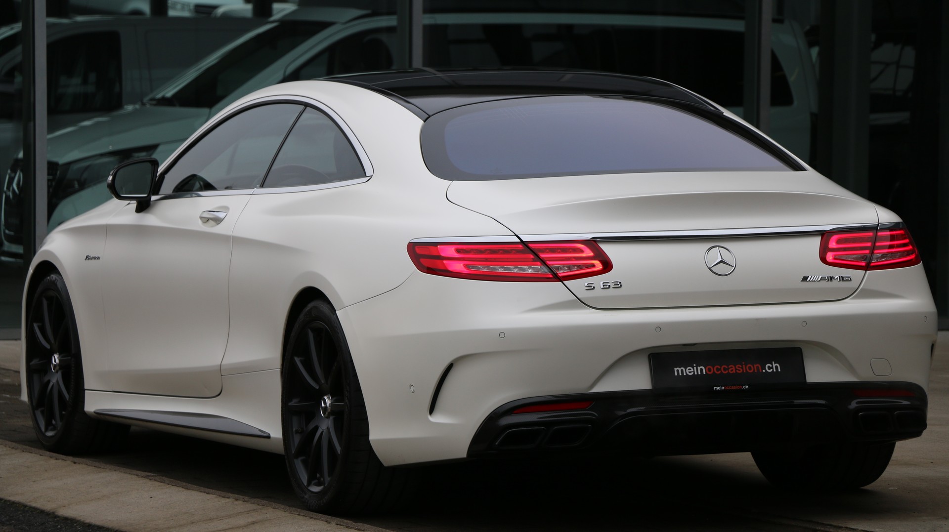 MERCEDES-BENZ S 63 AMG 4Matic-image-25