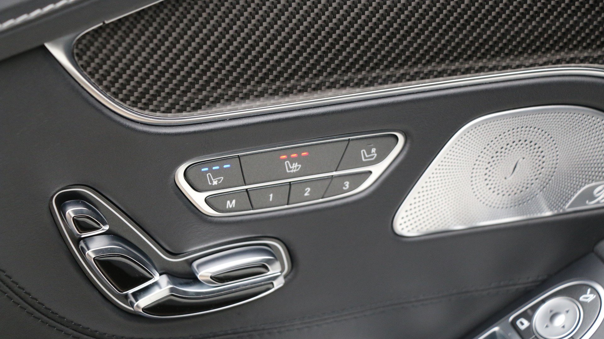 MERCEDES-BENZ S 63 AMG 4Matic-image-18