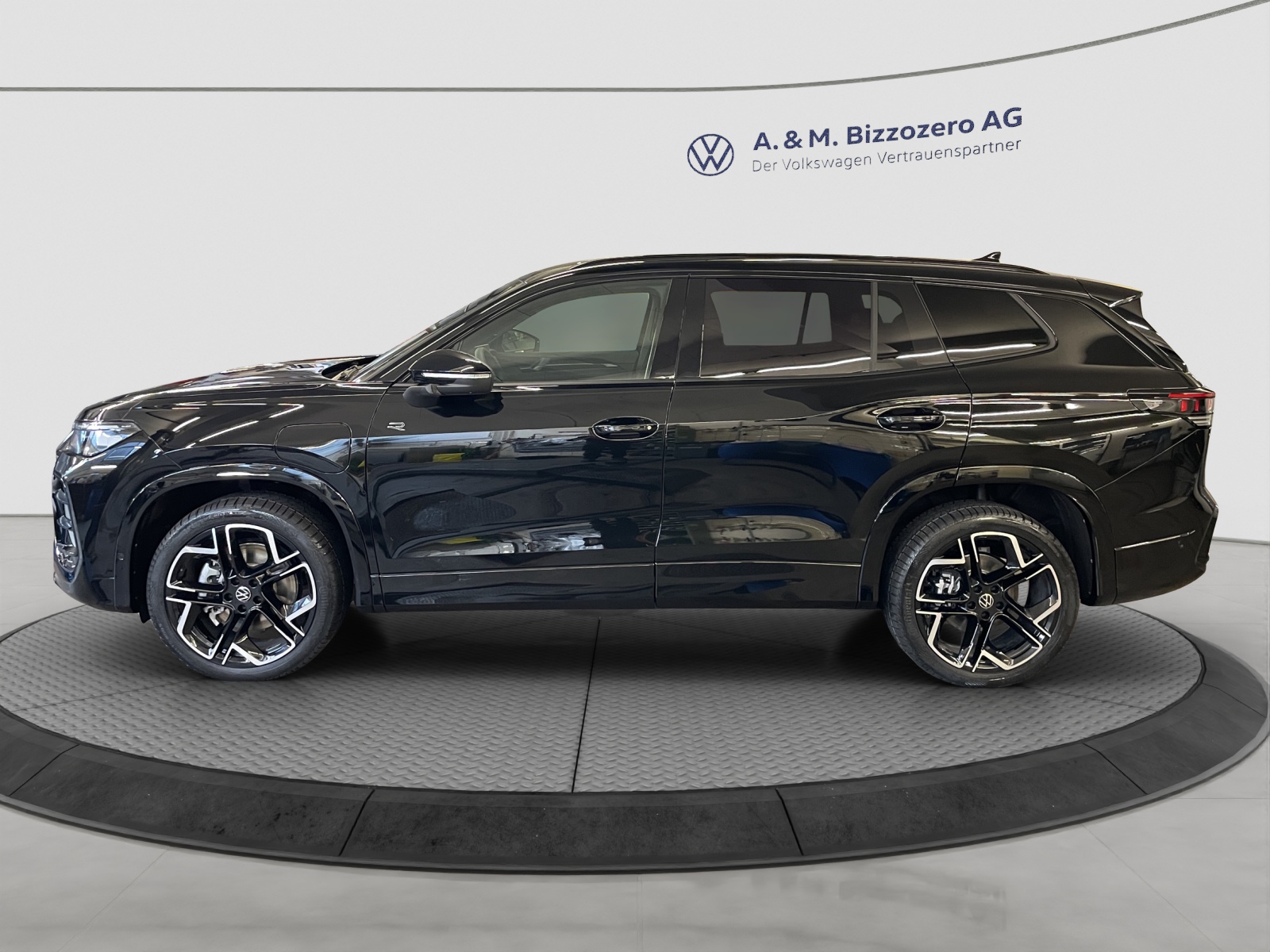 VW Tayron 1.5 TSI evo2 eHybrid R-Line DSG-image-1