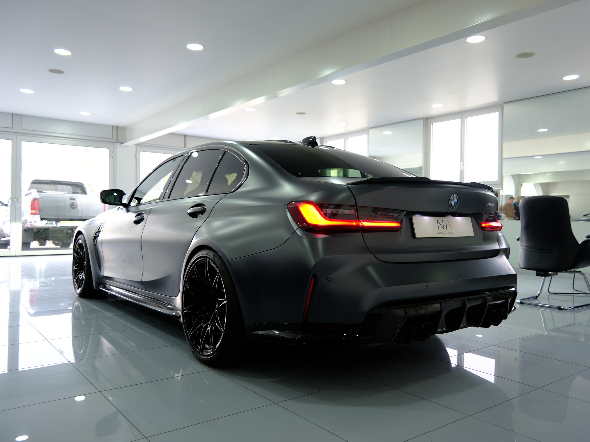 BMW M3-image-4