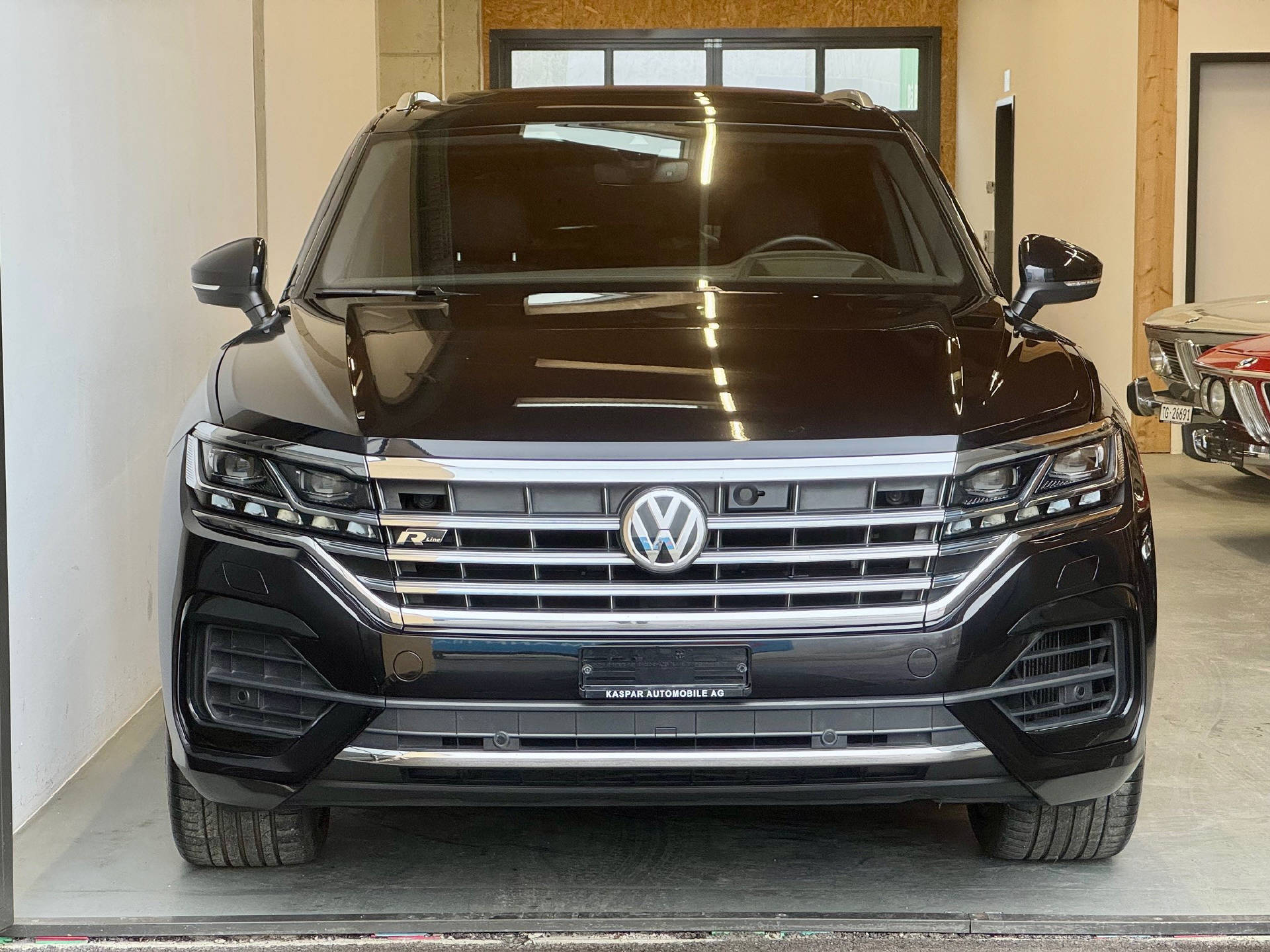 VW Touareg 3.0 V6 TDI 286 R-Line-image-14