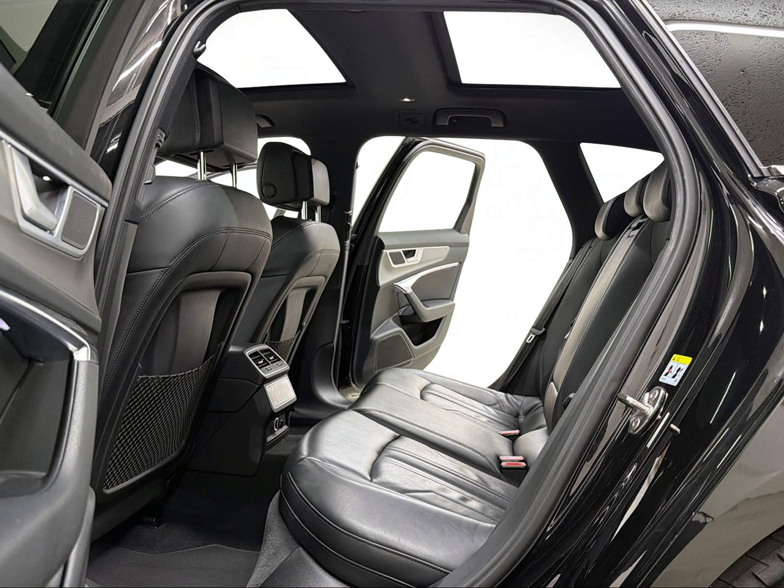 AUDI A6 Avant 50 TDI Sport 286PS Midnight Black quattro tiptronic / RF-Kamera / Panoramadach / Leder / Comfortkey / Matrix-LED /-image-8