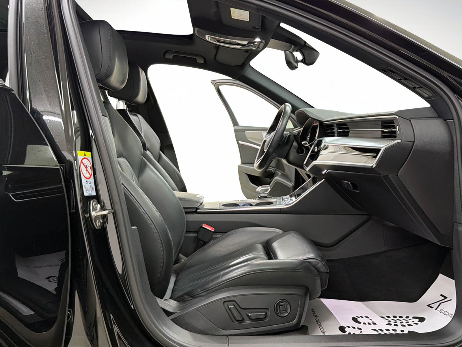 AUDI A6 Avant 50 TDI Sport 286PS Midnight Black quattro tiptronic / RF-Kamera / Panoramadach / Leder / Comfortkey / Matrix-LED /-image-9