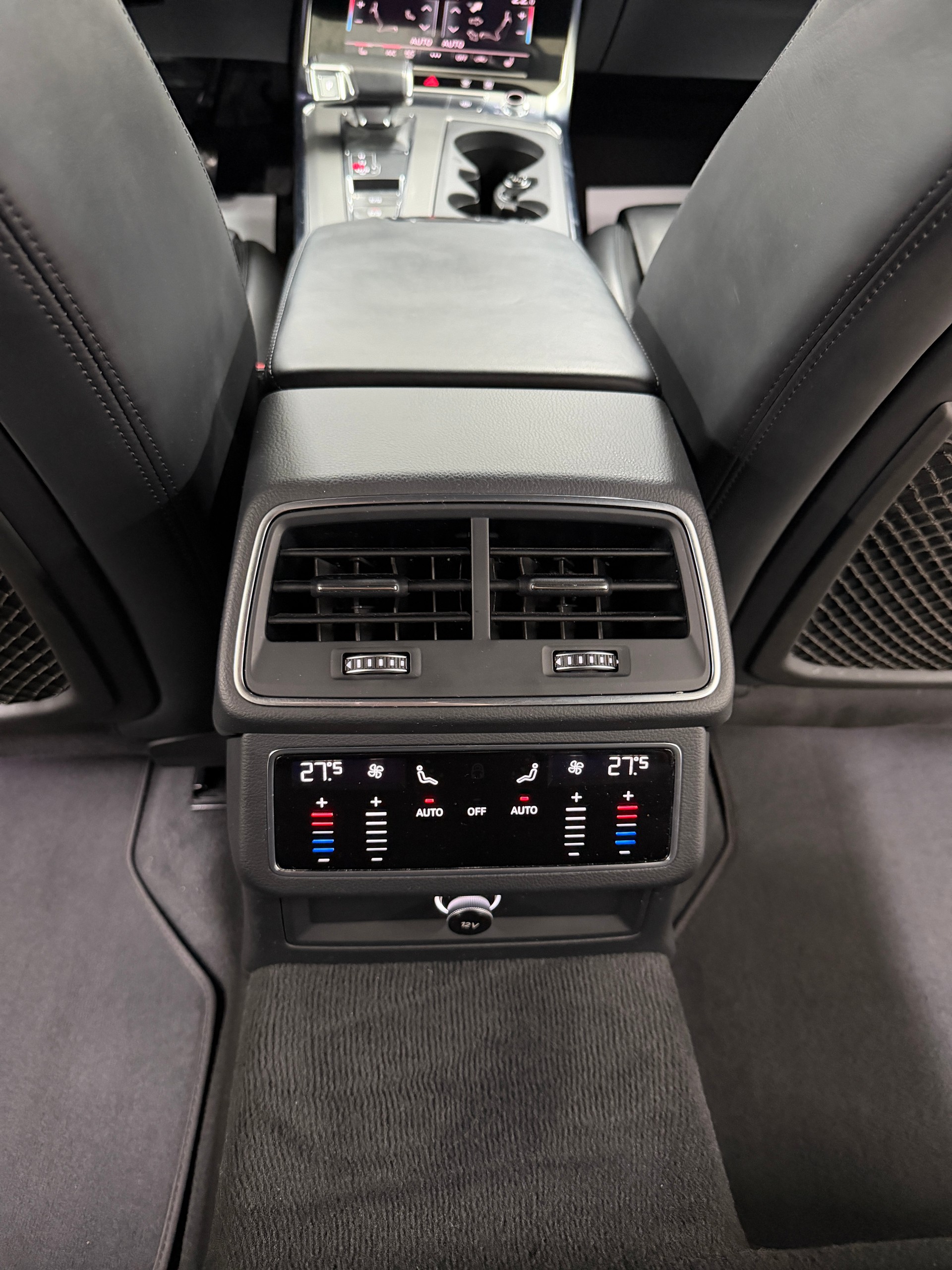 AUDI A6 Avant 50 TDI Sport 286PS Midnight Black quattro tiptronic / RF-Kamera / Panoramadach / Leder / Comfortkey / Matrix-LED /-image-21