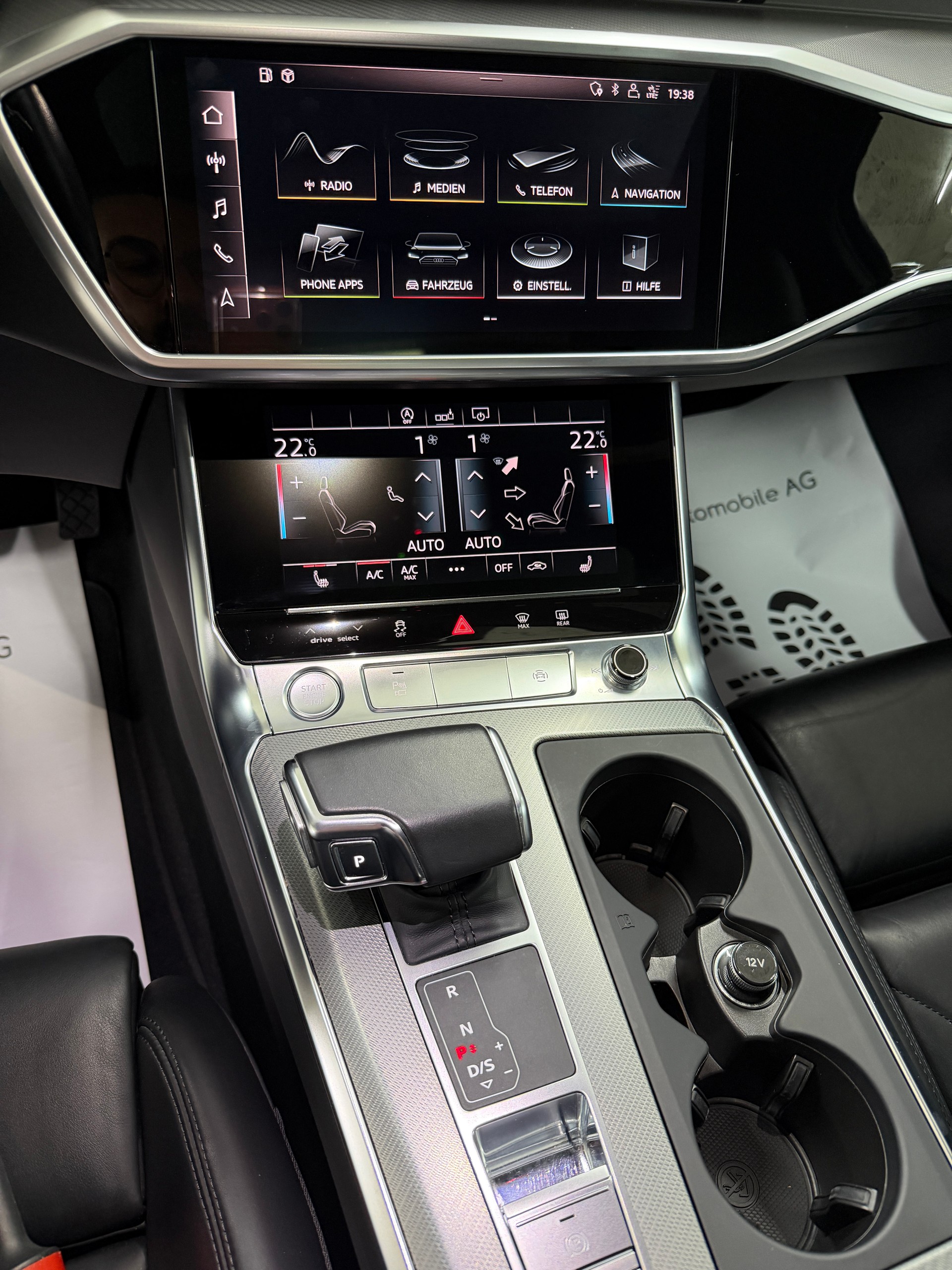 AUDI A6 Avant 50 TDI Sport 286PS Midnight Black quattro tiptronic / RF-Kamera / Panoramadach / Leder / Comfortkey / Matrix-LED /-image-19