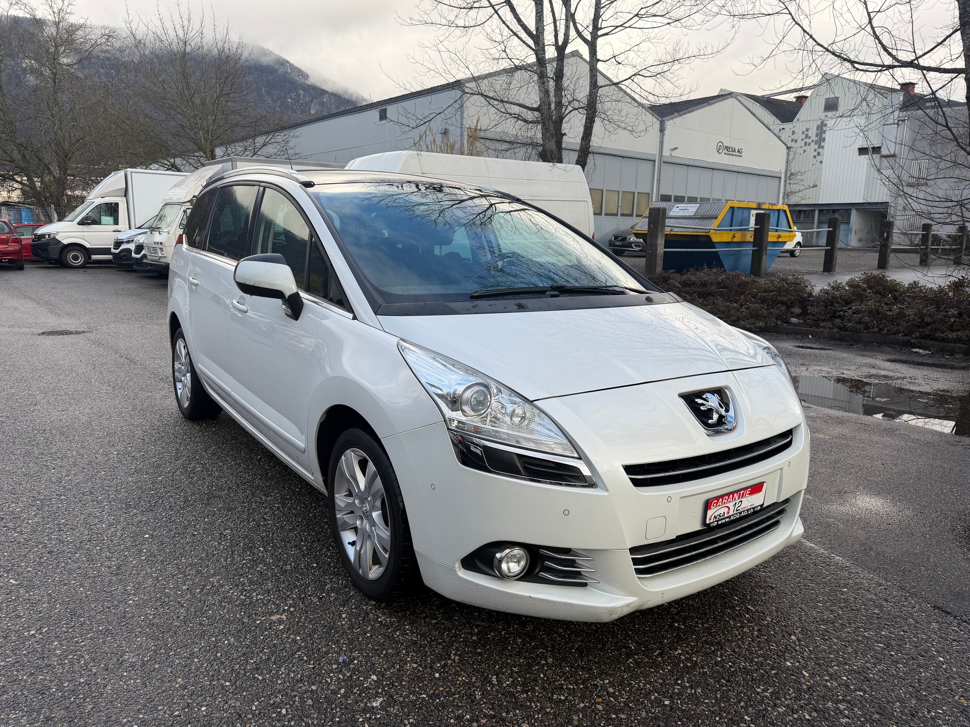 PEUGEOT 5008 1.6 16V T Allure Automatic * 07x Sitze * Gr. Navi * Xenon * Tempomat * PDC V&H *-image-5