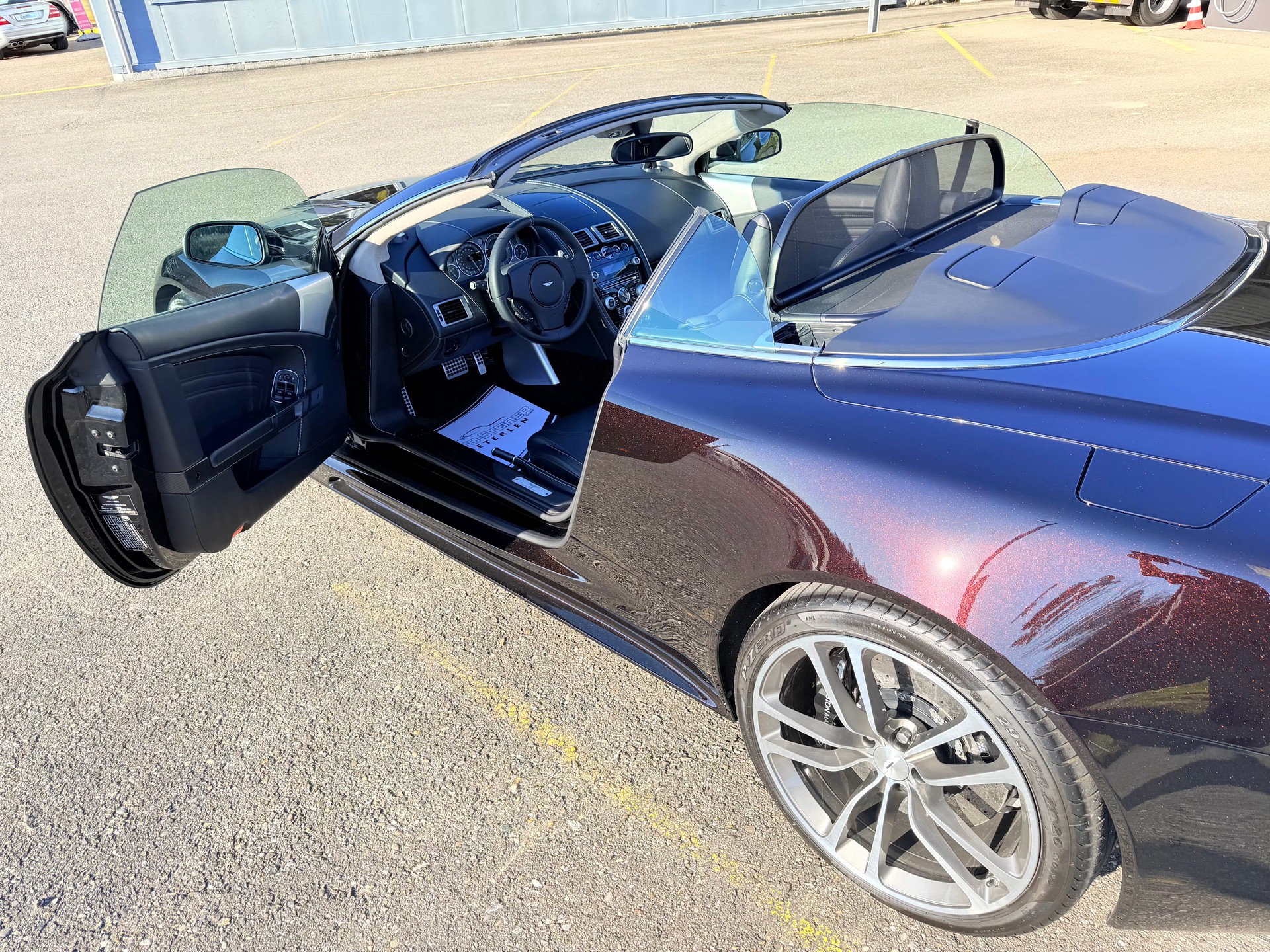 ASTON MARTIN ASTON "DBS VOLANTE" 517 PS V 12 !! TOUCHTRONIC 2 . KM 77`000. TOP AUSSTATTUNG. SONDERLACKIERUNG. AB MFK. PREIS 75`800.--image-24