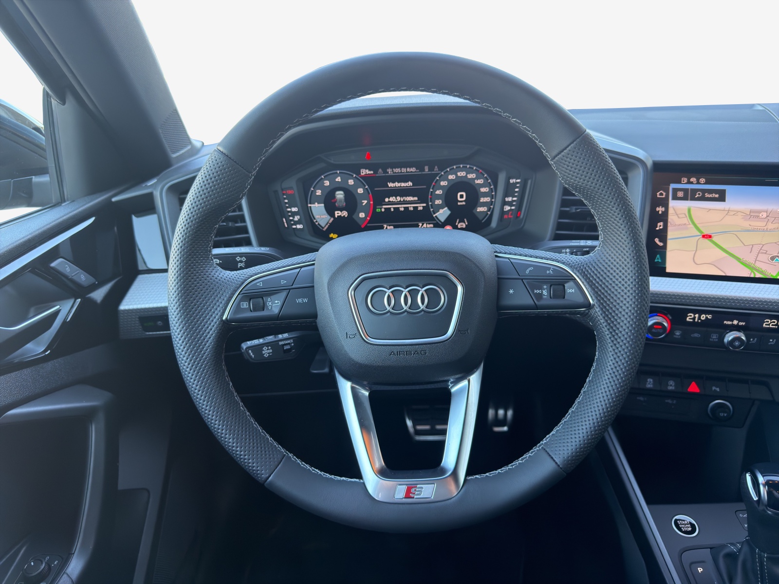AUDI A1 Sportback 30 TFSI Attraction S-tronic-image-9
