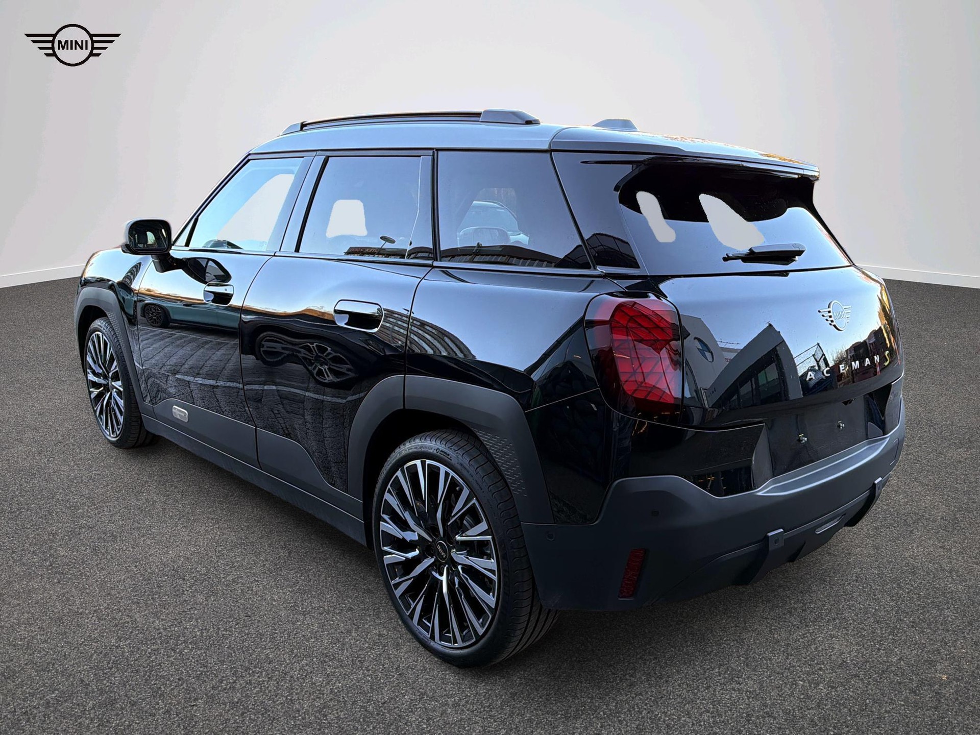 MINI Aceman SE-image-3