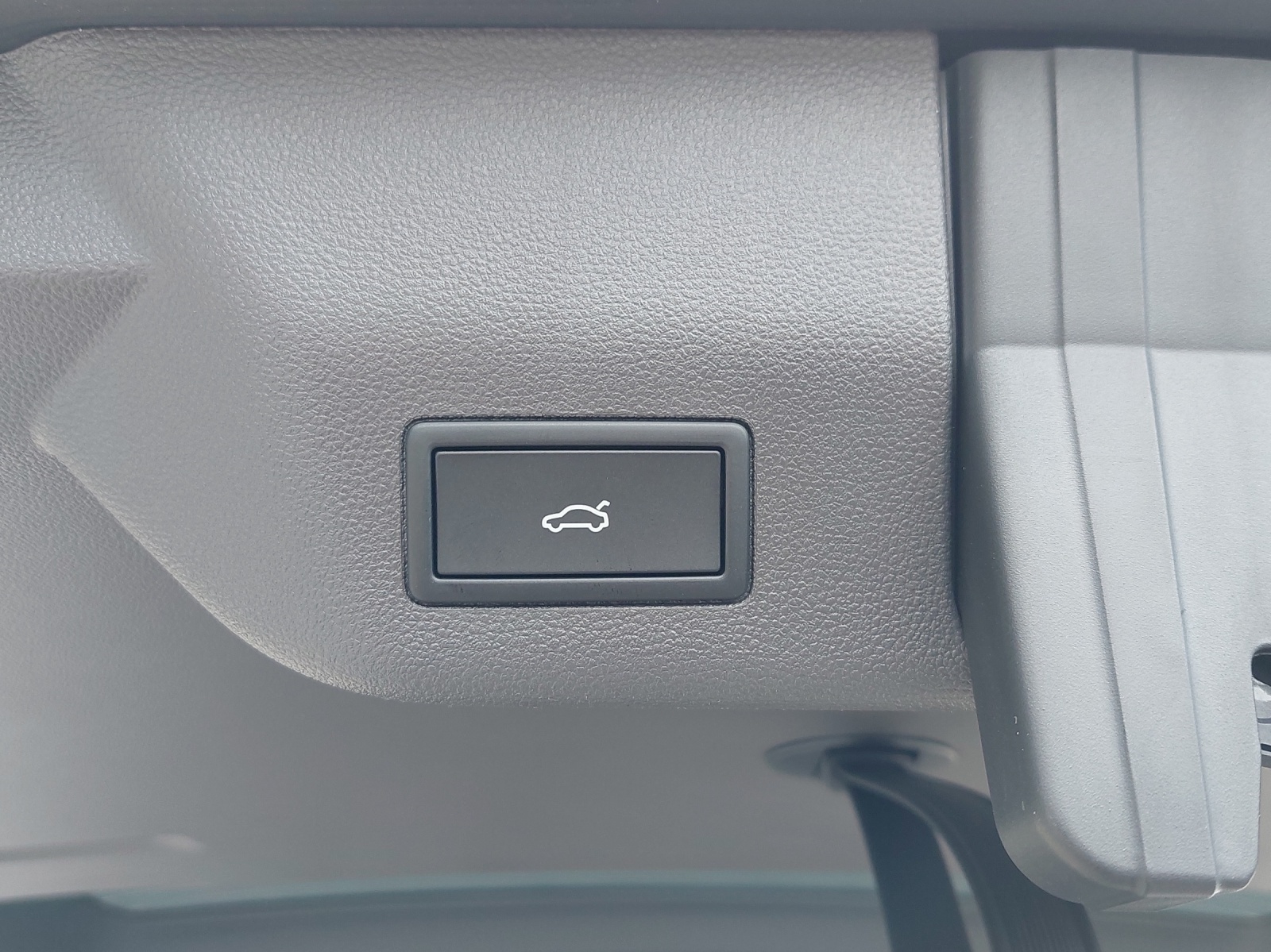 VW Multivan 1.5 eHybrid 4Motion DSG-image-13