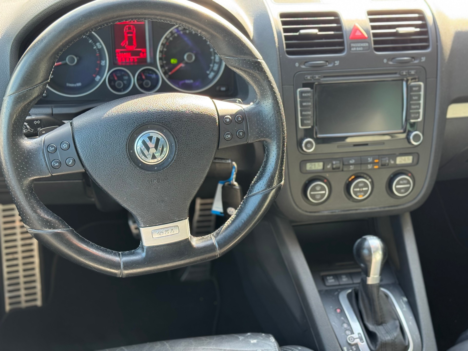 VW Golf 2.0 TFSI GTI-image-5