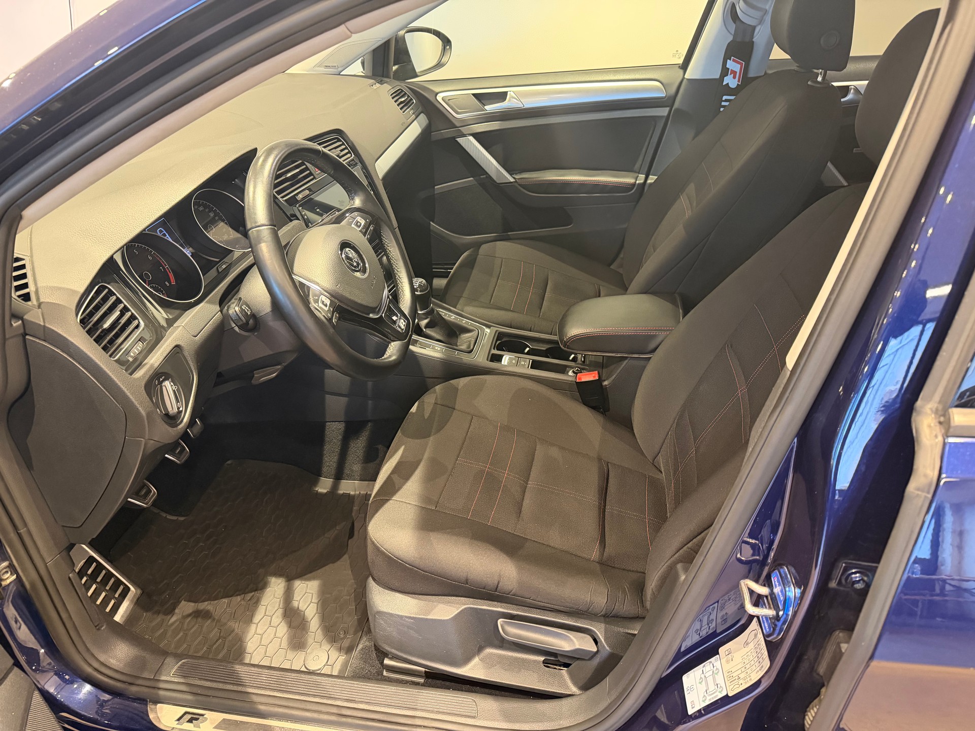 VW Golf VII 1.0 TSI 110 Comfortline-image-11