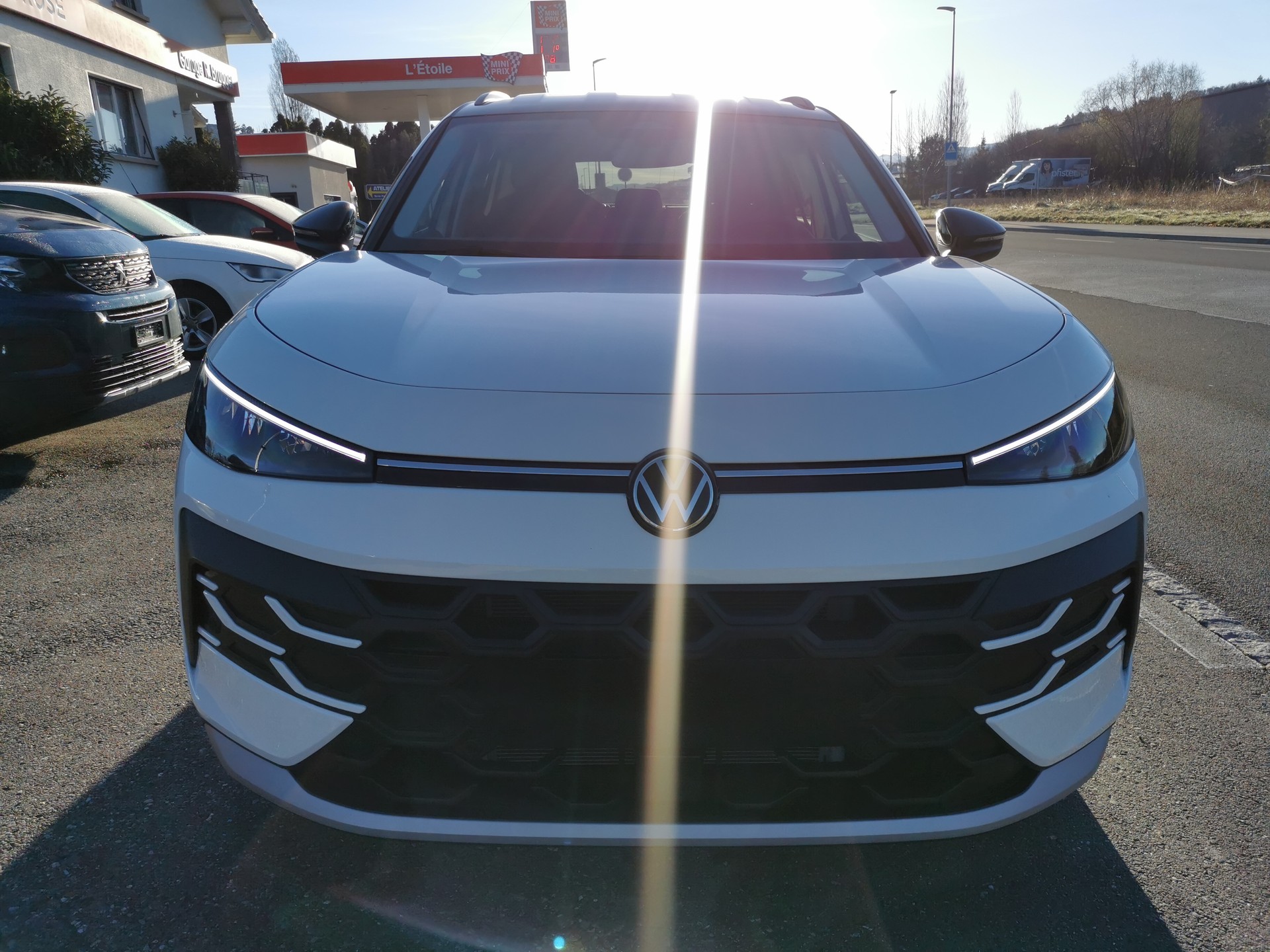 VW T-Roc 1.5 eTSI mHEV Life DSG-image-1