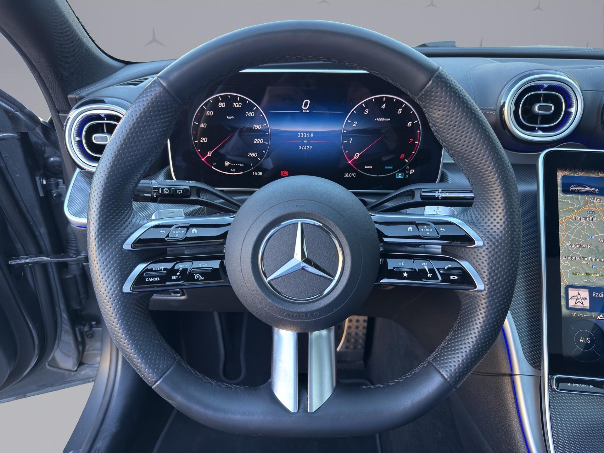 MERCEDES-BENZ C 300 Avantgarde 4matic Kombi-image-10