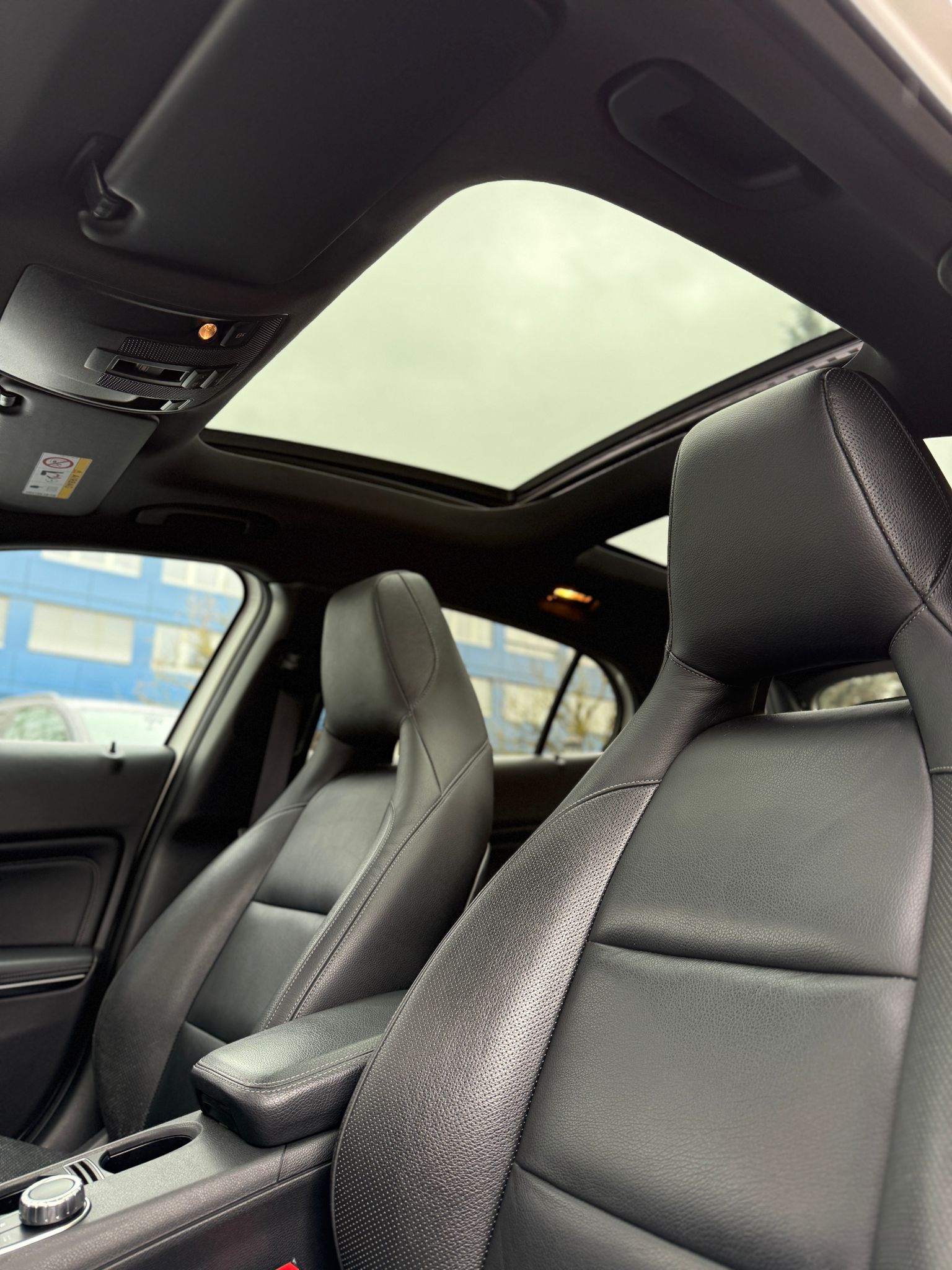 MERCEDES-BENZ GLA 45 AMG 4m-image-11
