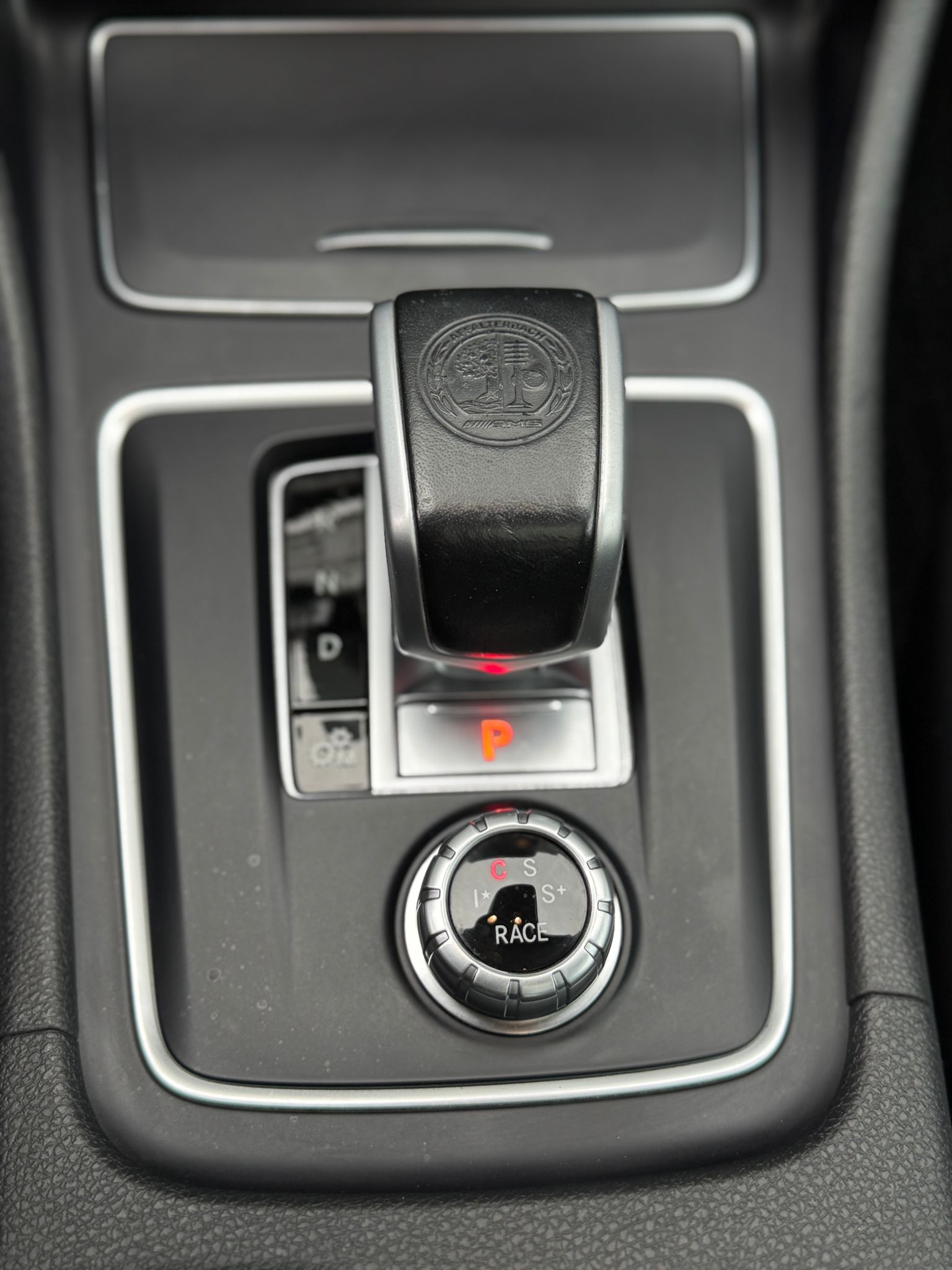 MERCEDES-BENZ GLA 45 AMG 4m-image-22