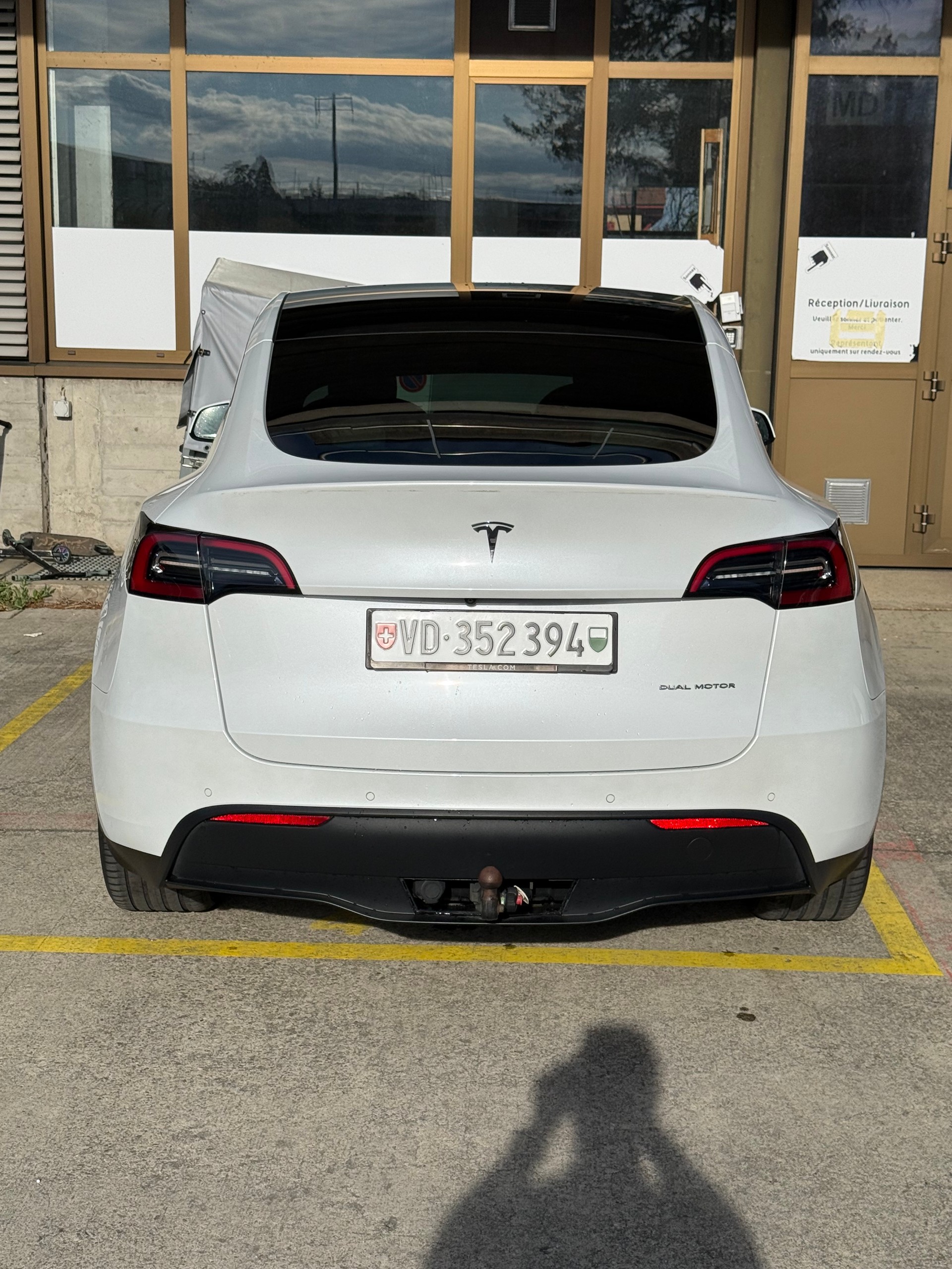 TESLA Model Y Long Range-image-2